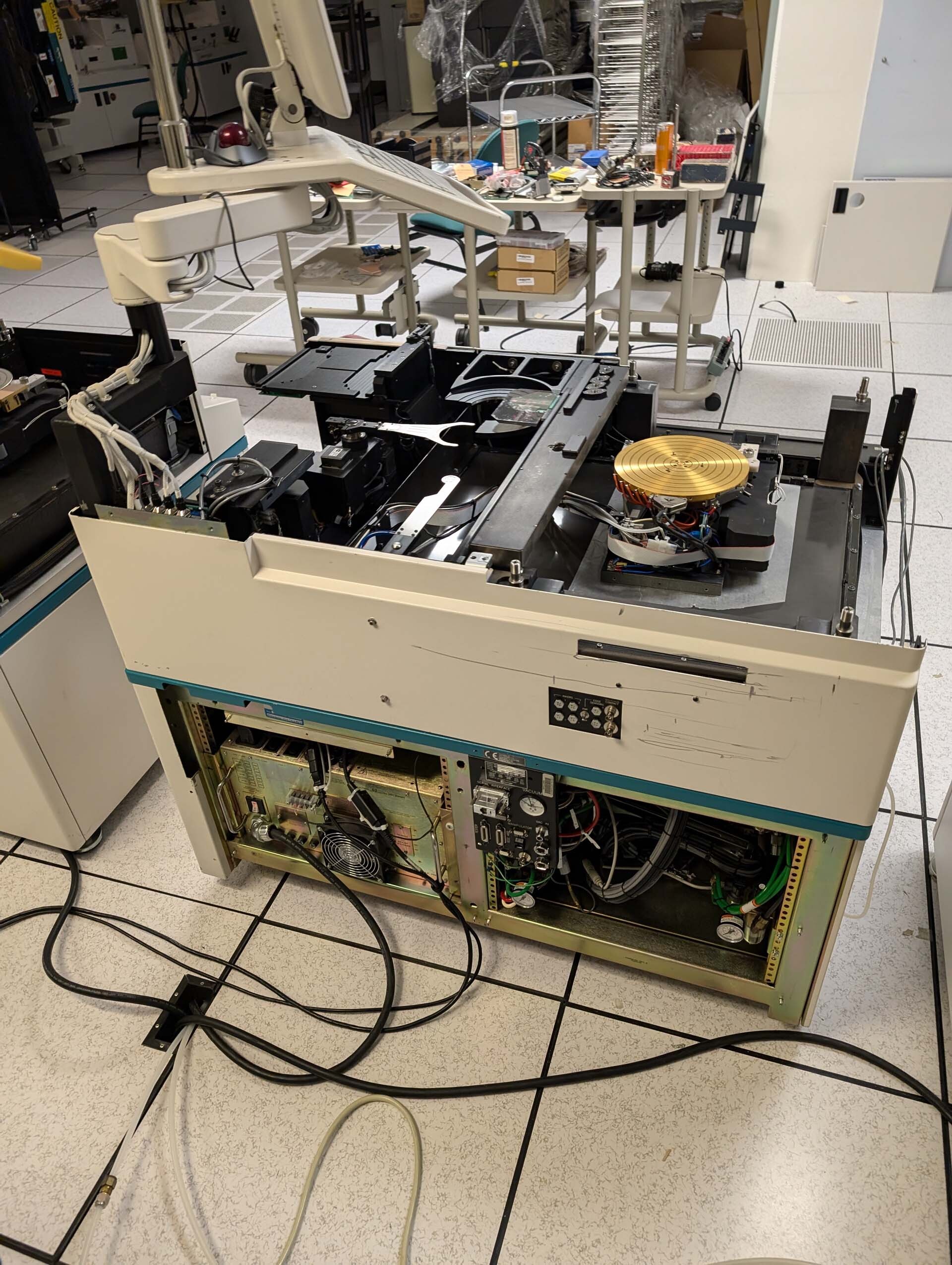 Photo Used ELECTROGLAS / EG 4090 For Sale