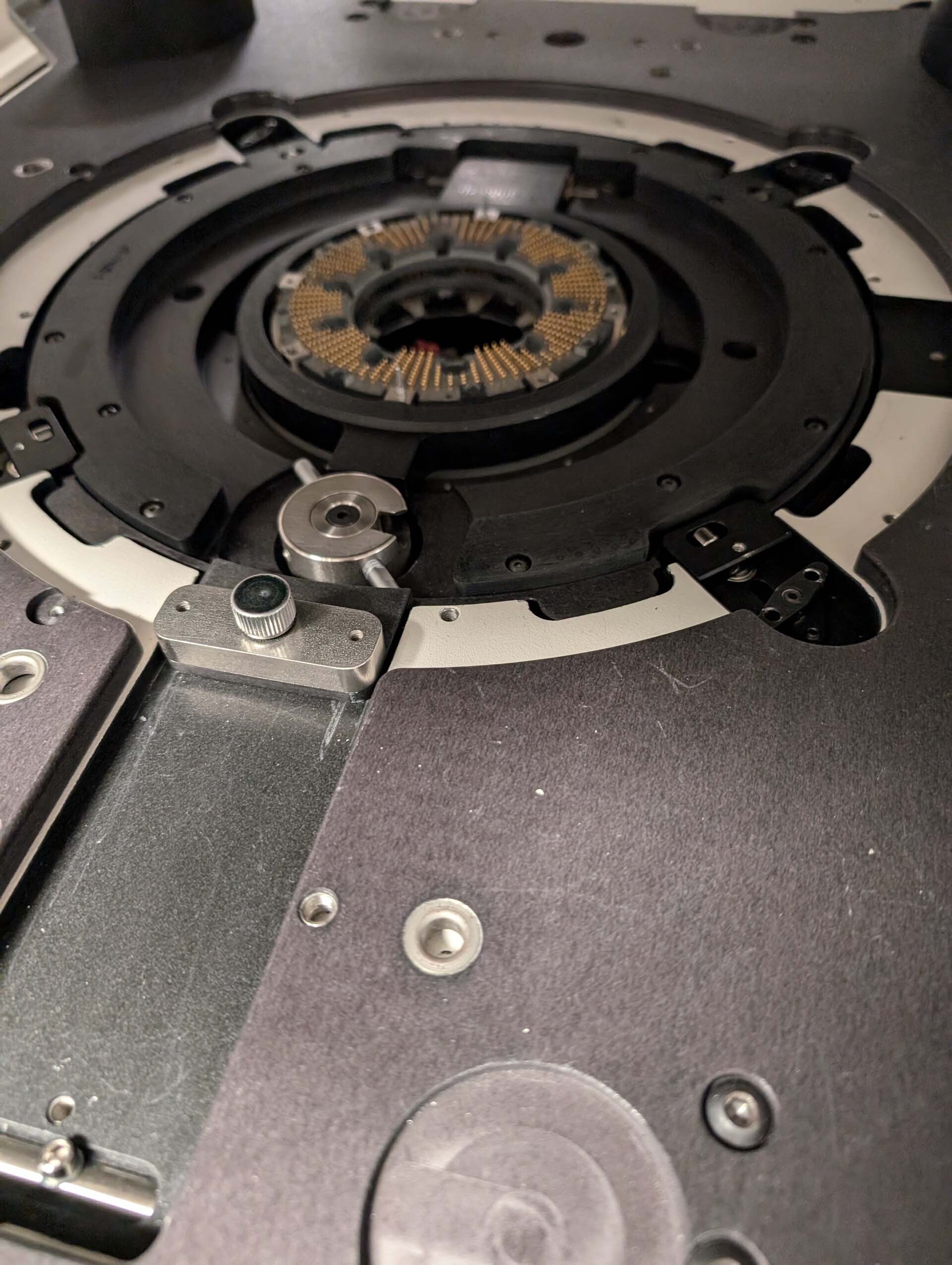 Photo Used ELECTROGLAS / EG 4090 For Sale