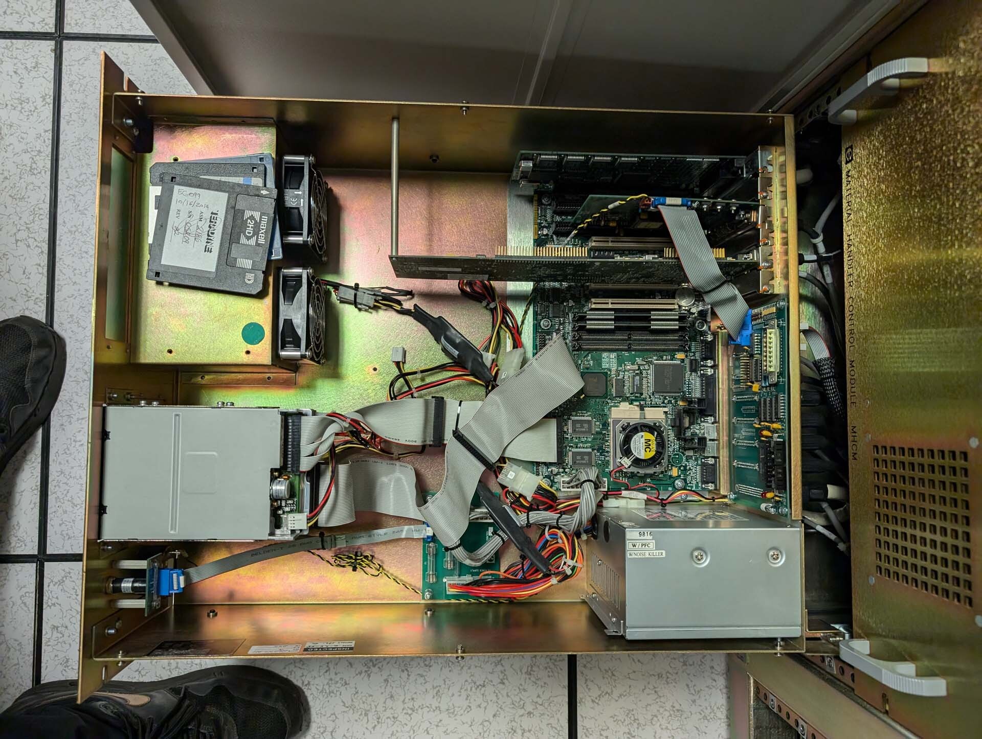 Photo Used ELECTROGLAS / EG 4090 For Sale