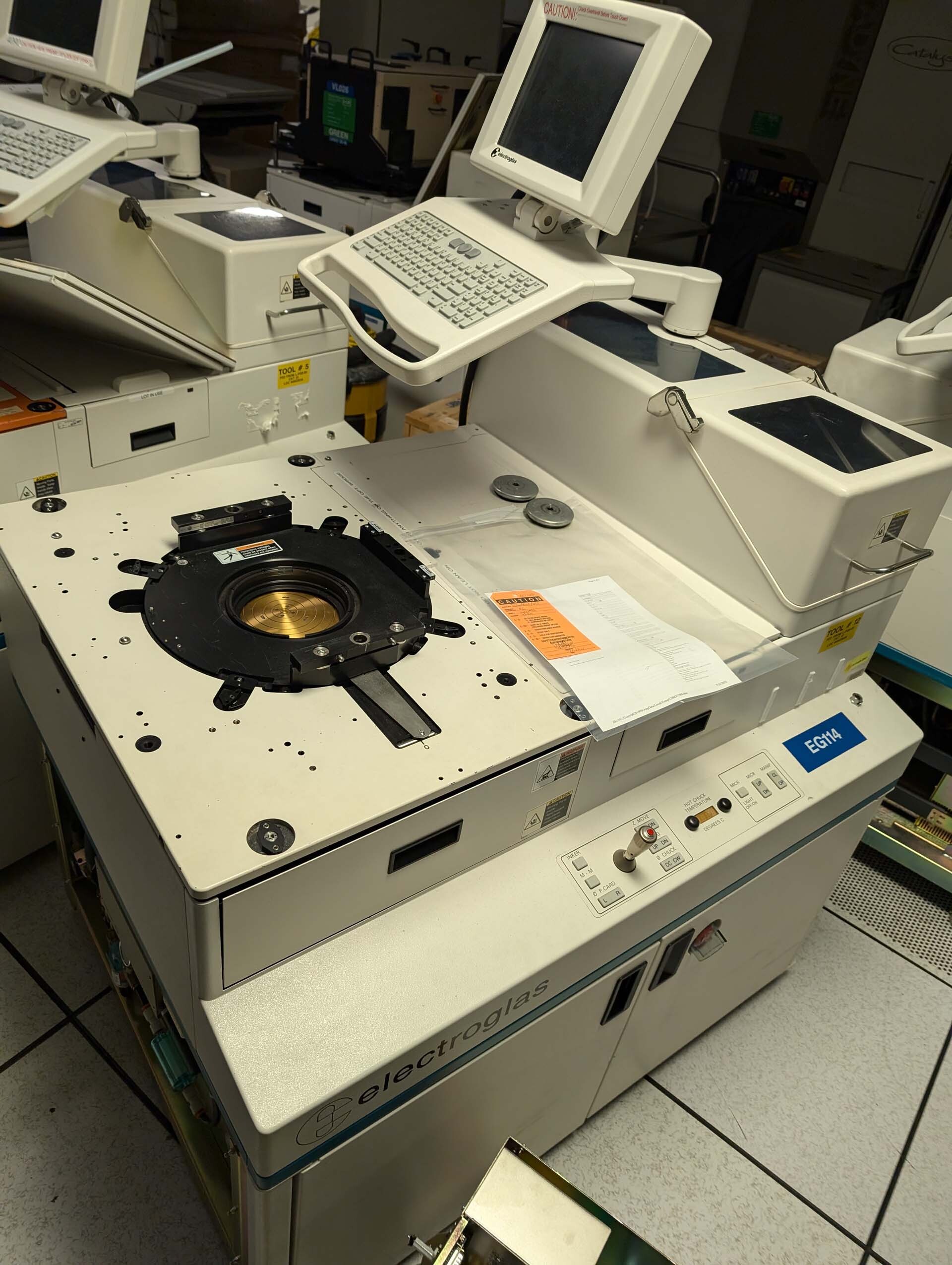 Photo Used ELECTROGLAS / EG 4090 For Sale