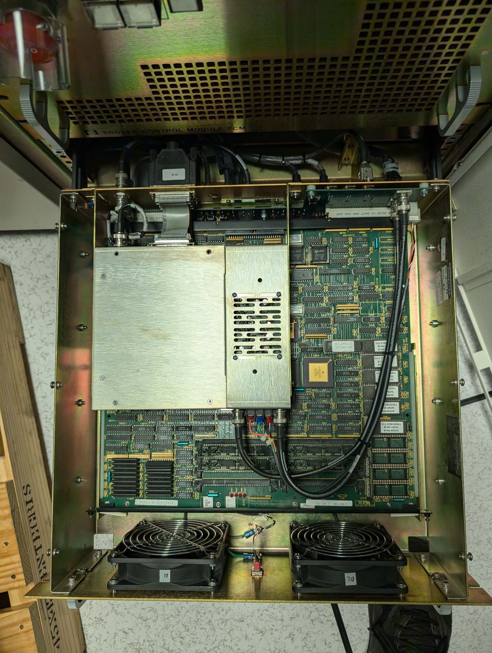 Photo Used ELECTROGLAS / EG 4090 For Sale