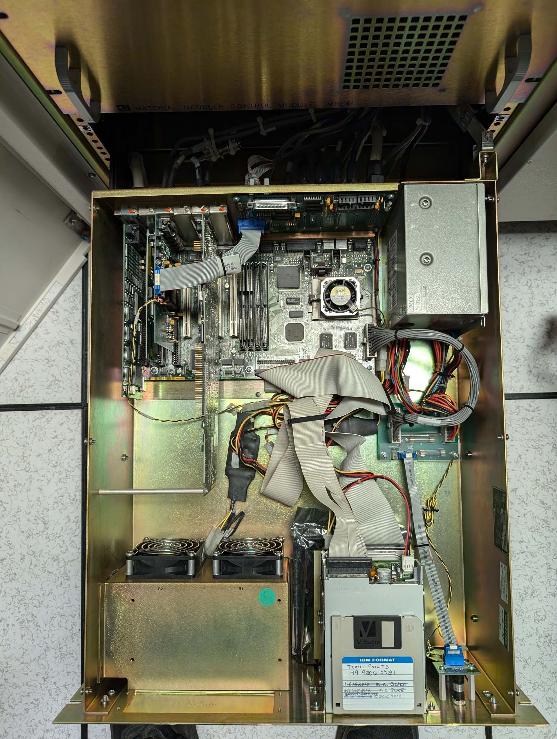 Photo Used ELECTROGLAS / EG 4090 For Sale