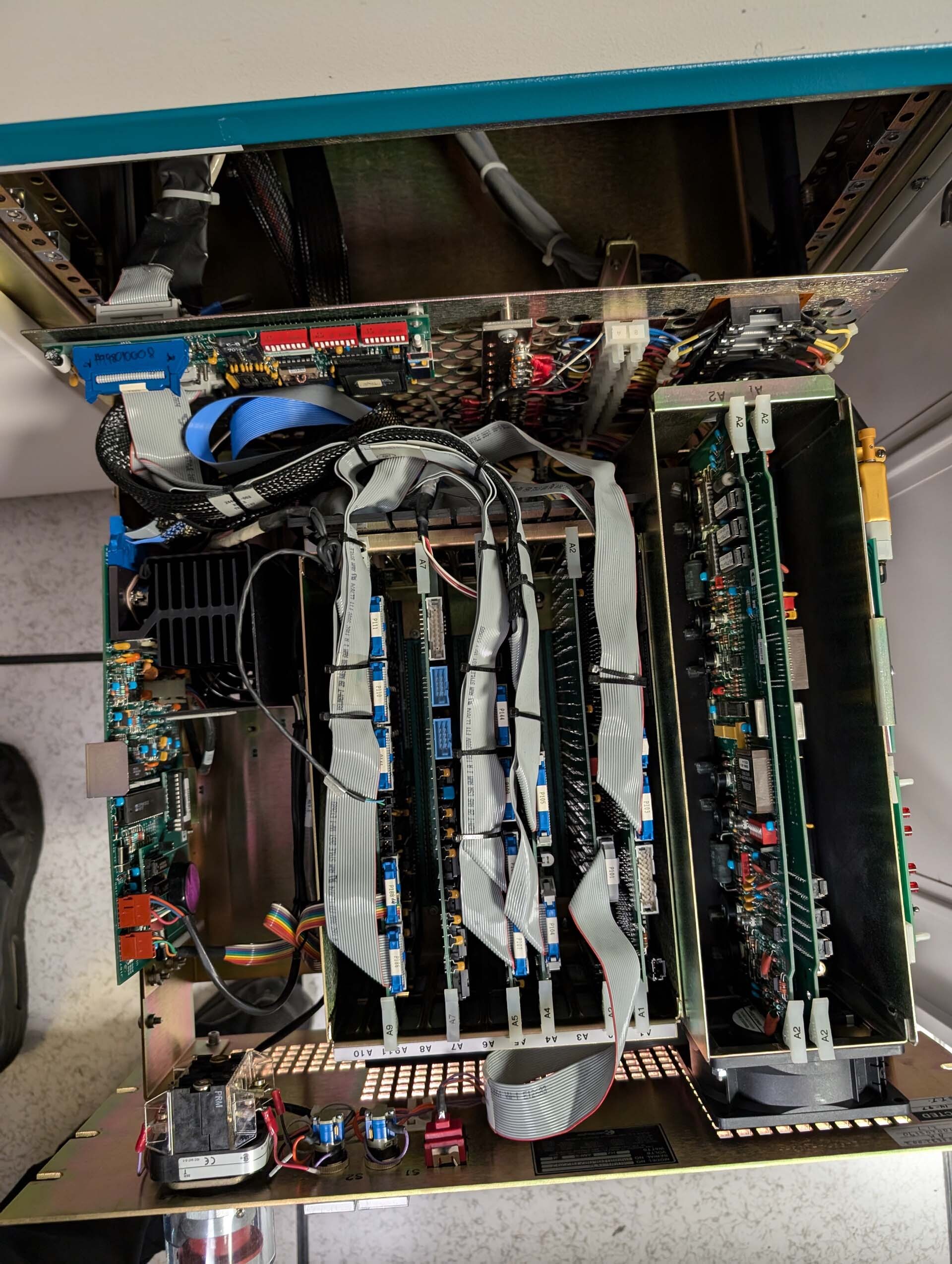 Photo Utilisé ELECTROGLAS / EG 4090 À vendre