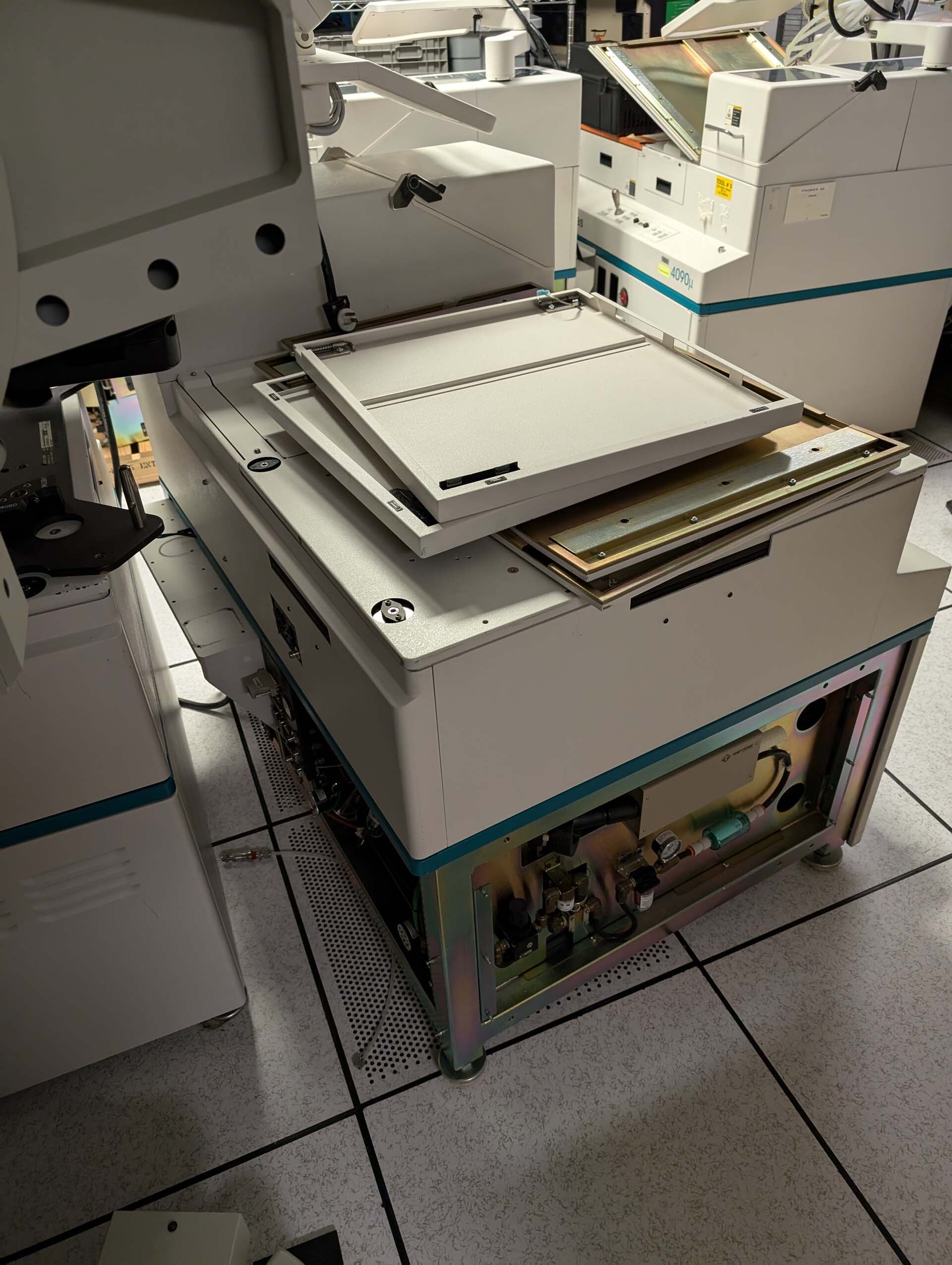 Photo Used ELECTROGLAS / EG 4090 For Sale