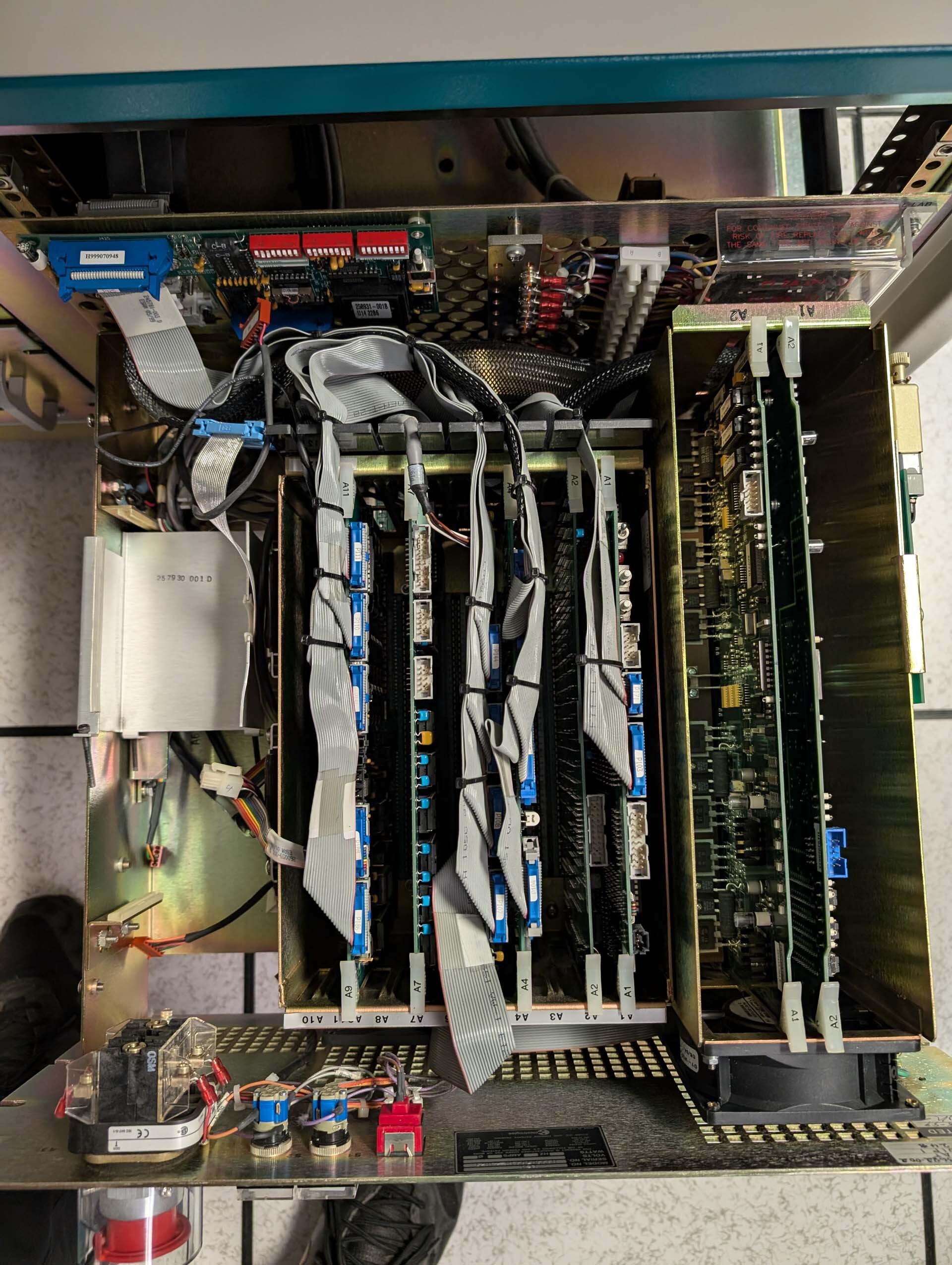 Photo Used ELECTROGLAS / EG 4090 For Sale