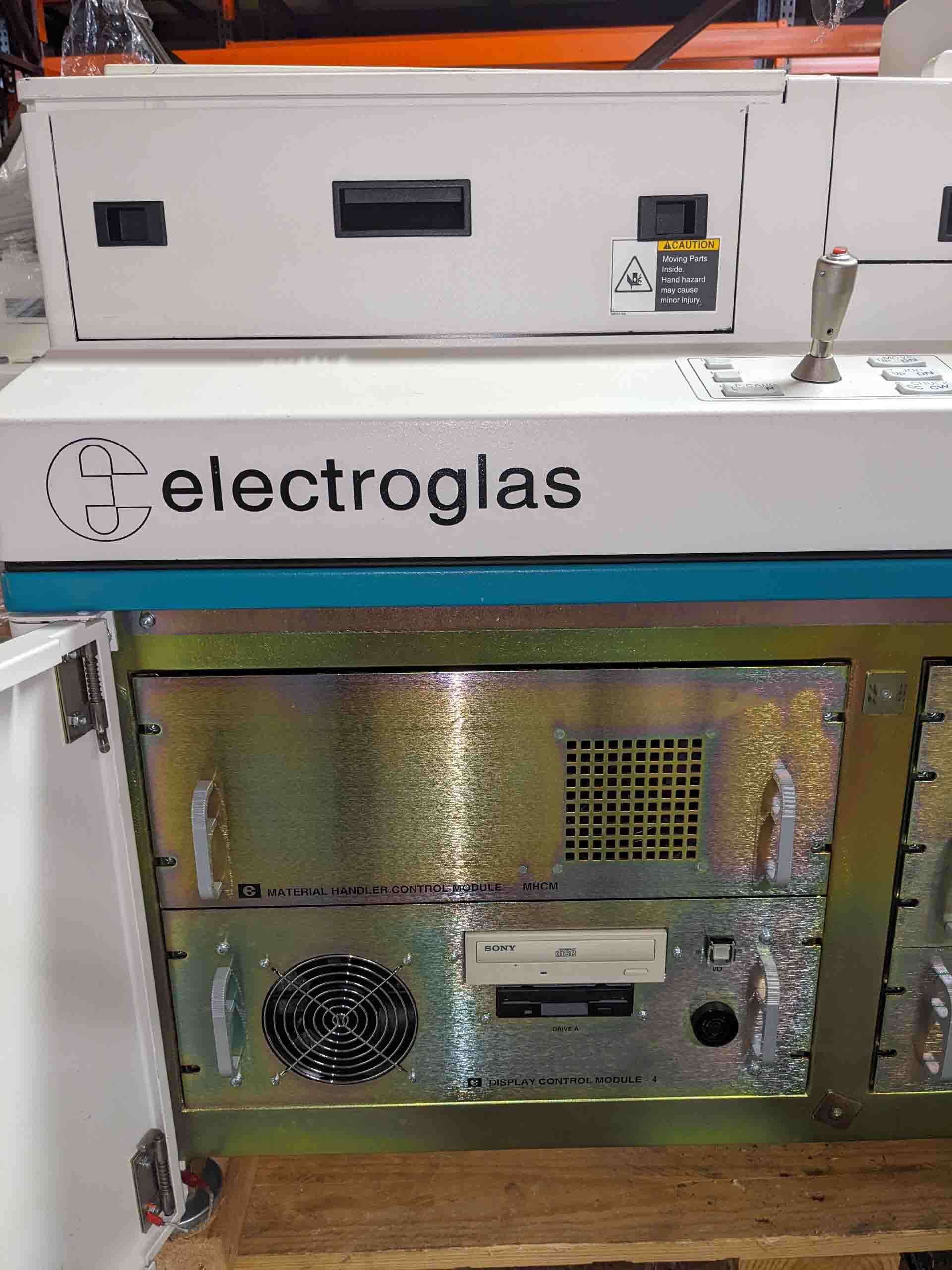 Foto Verwendet ELECTROGLAS / EG 4090u Zum Verkauf