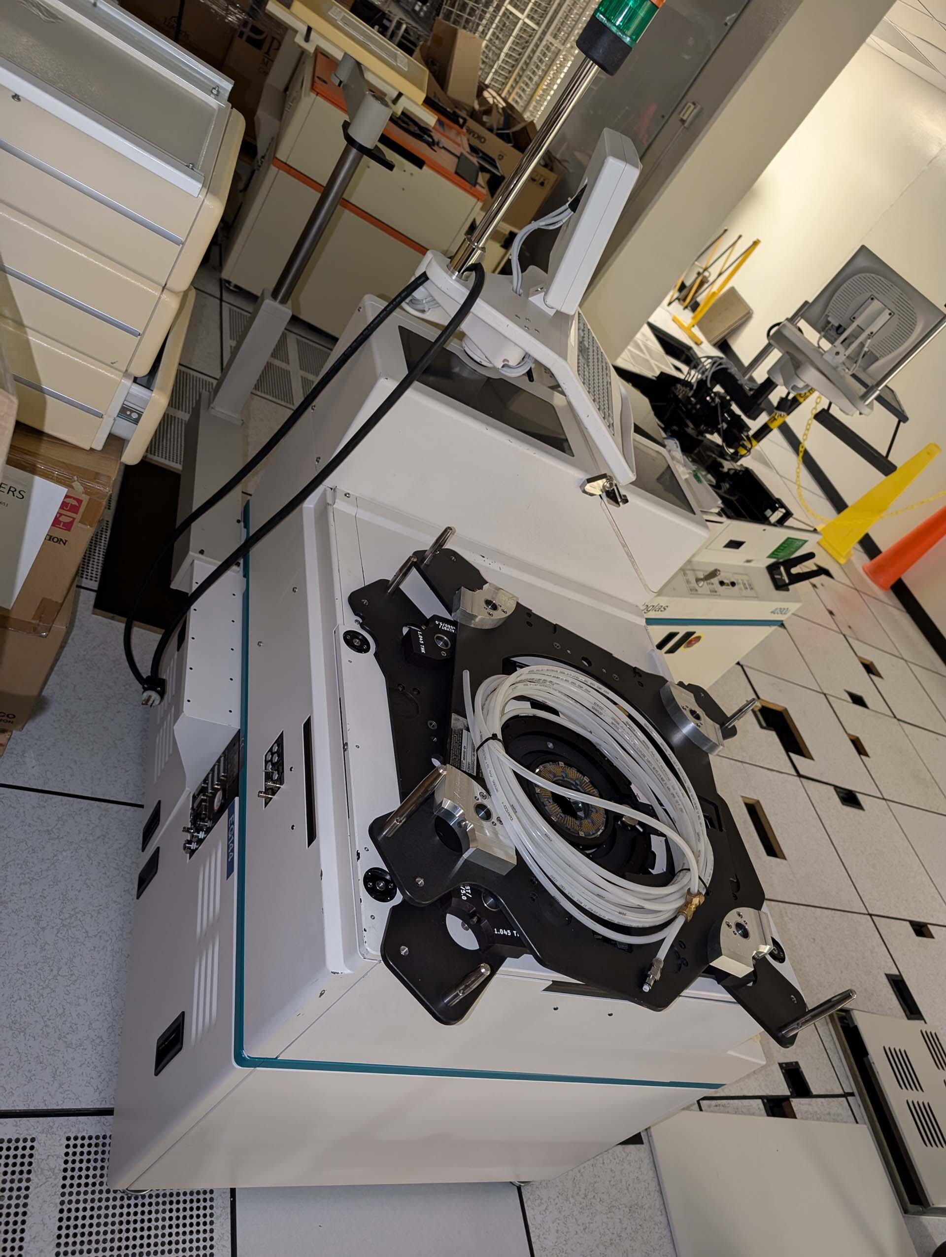 Photo Used ELECTROGLAS / EG 4090u For Sale