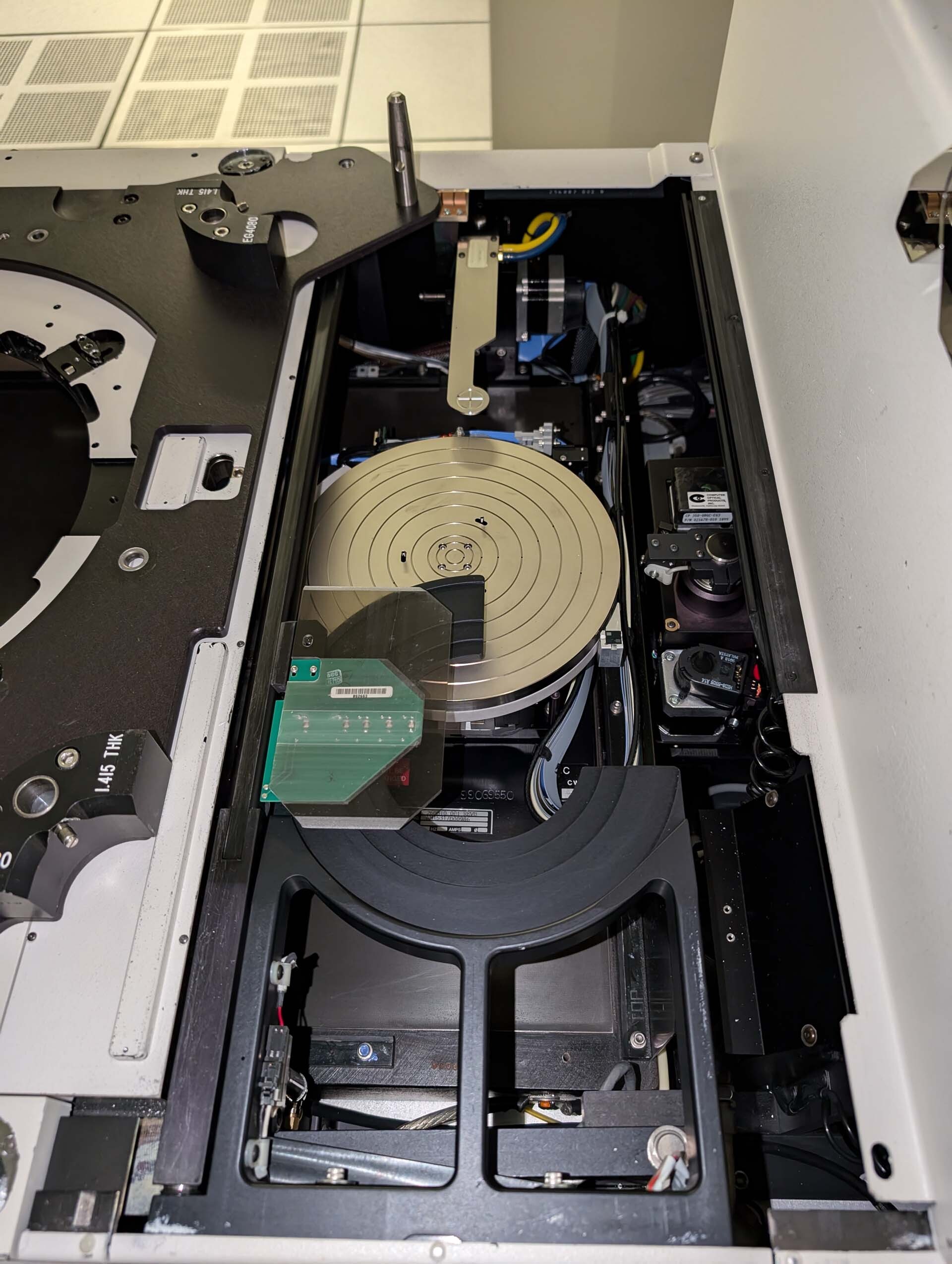 Photo Used ELECTROGLAS / EG 4090u For Sale