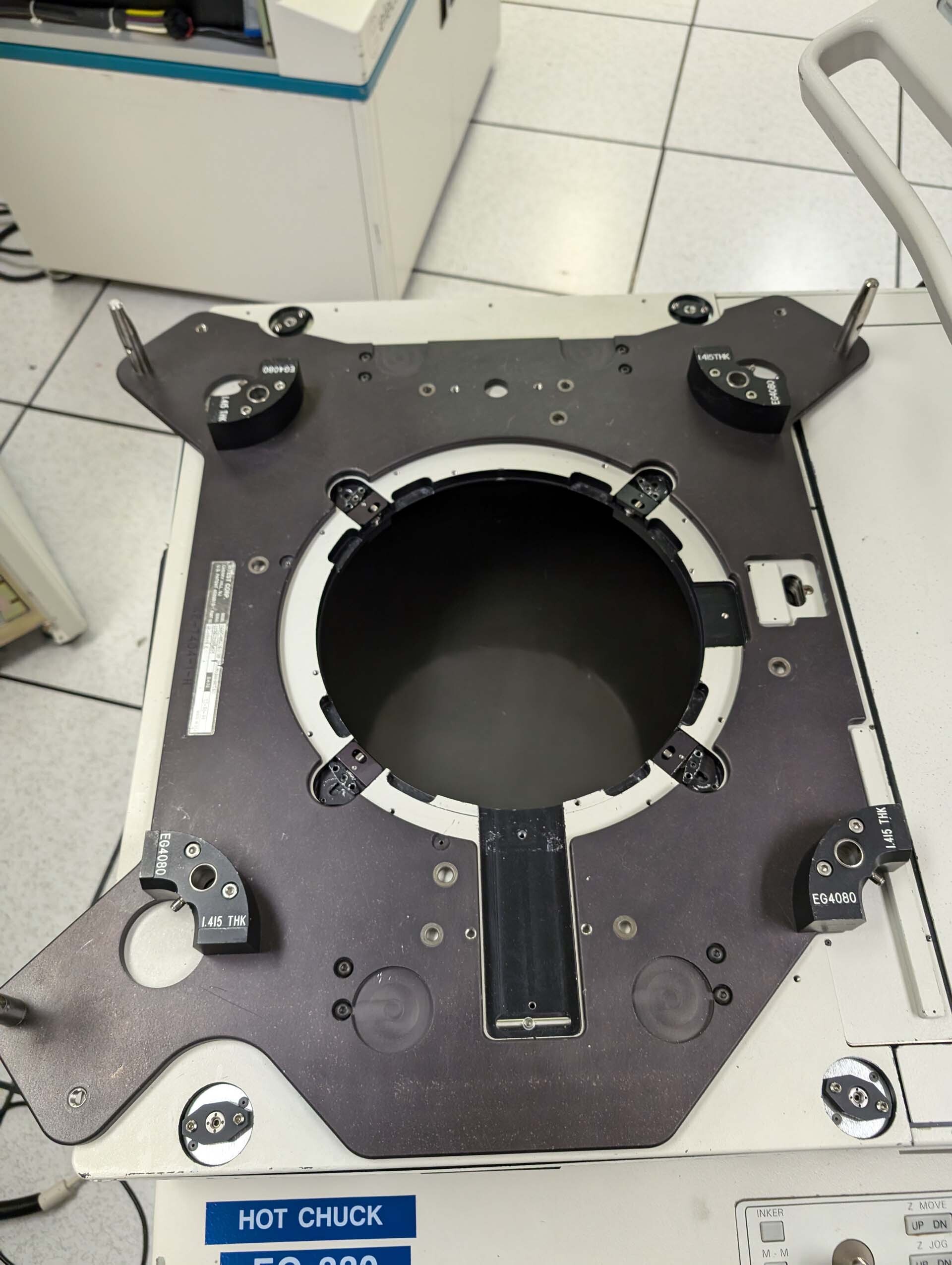 Photo Used ELECTROGLAS / EG 4090u For Sale