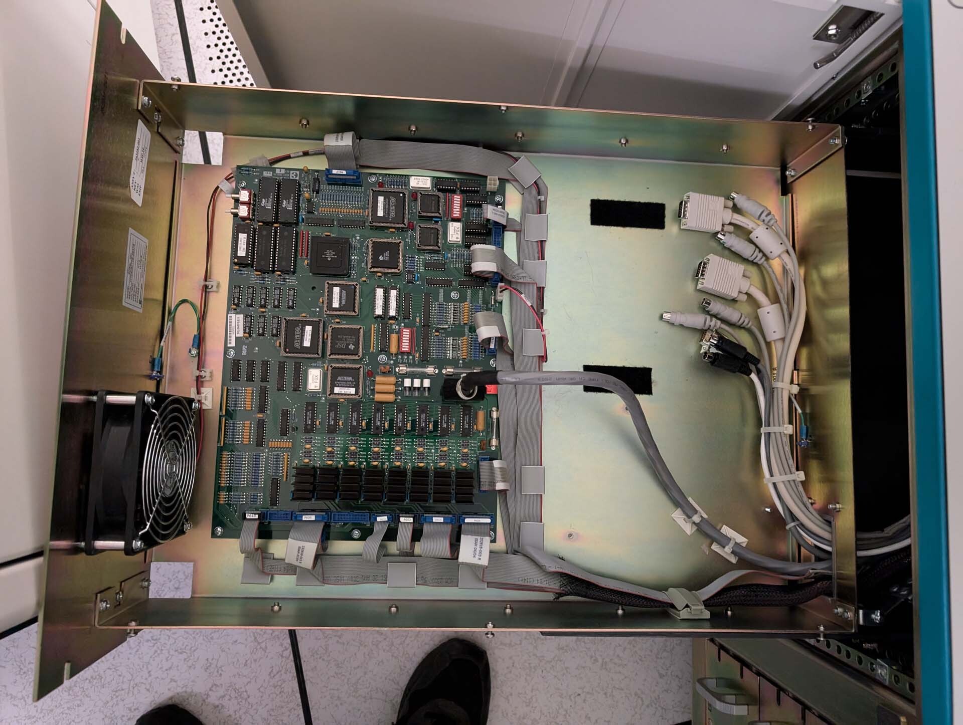 Photo Used ELECTROGLAS / EG 4090u For Sale