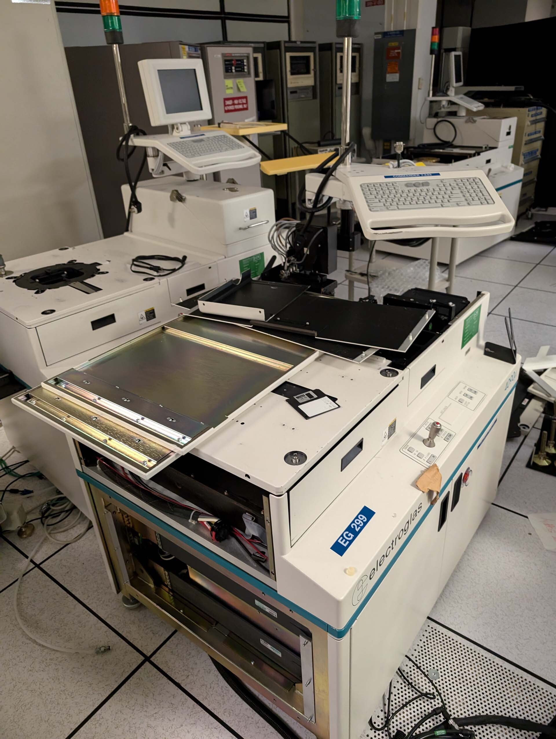 Photo Used ELECTROGLAS / EG 4090u For Sale