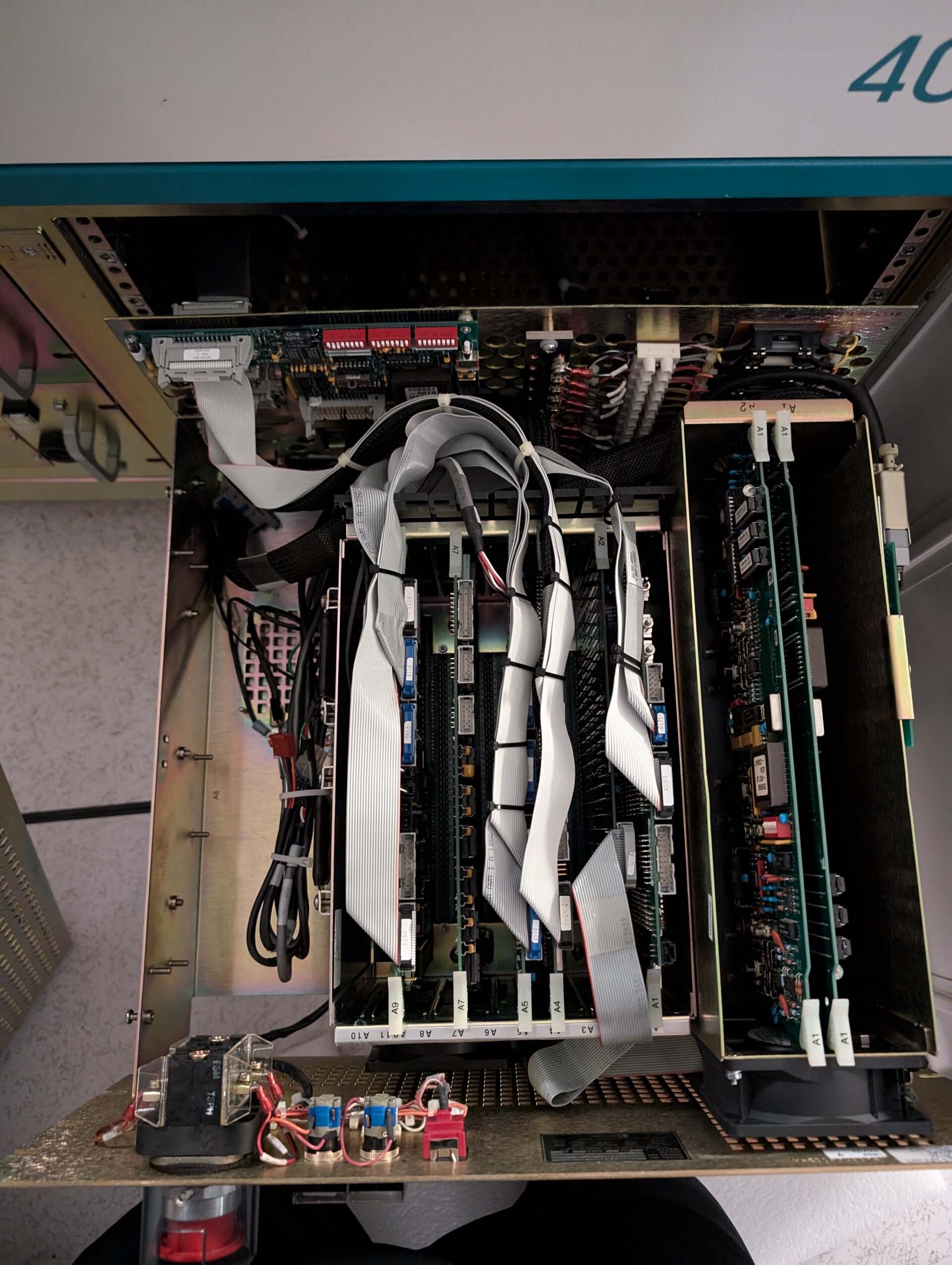 Photo Used ELECTROGLAS / EG 4090u For Sale