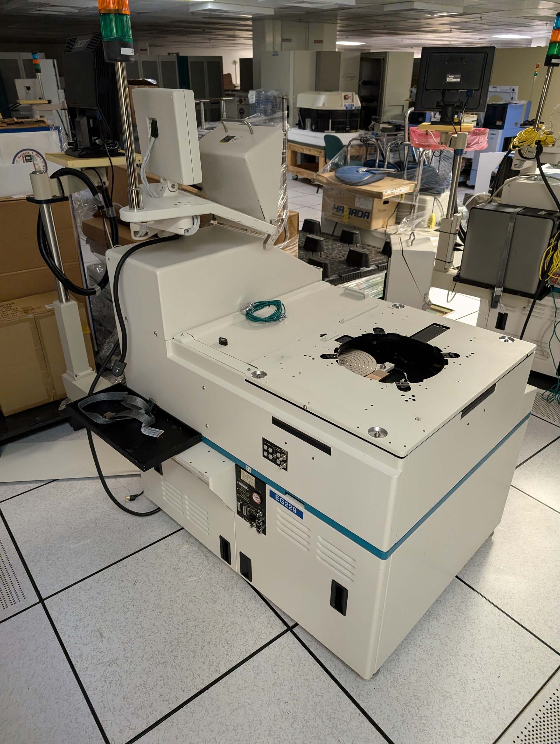 Photo Used ELECTROGLAS / EG 4090u For Sale