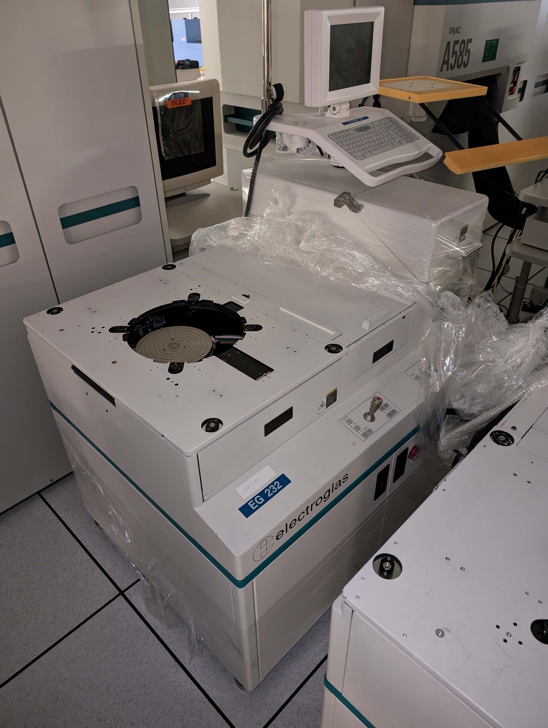 Photo Used ELECTROGLAS / EG 4090u For Sale