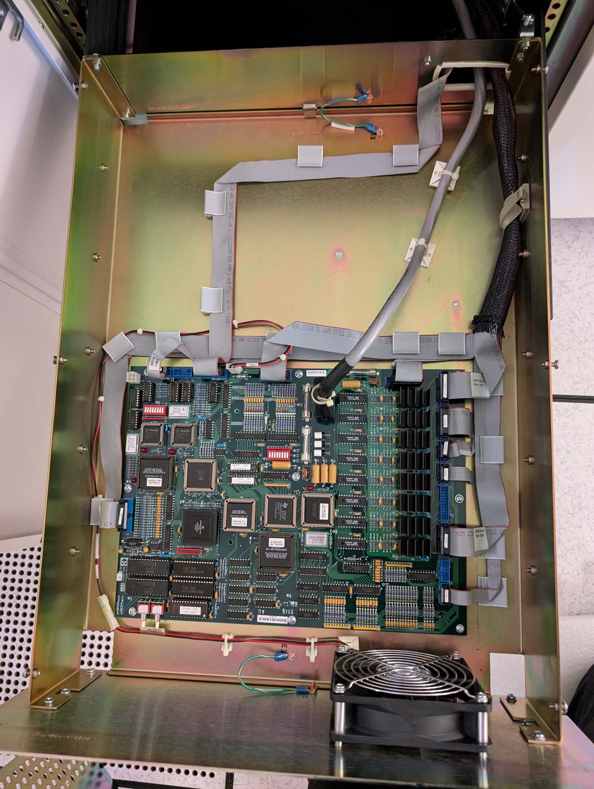 Photo Used ELECTROGLAS / EG 4090u For Sale