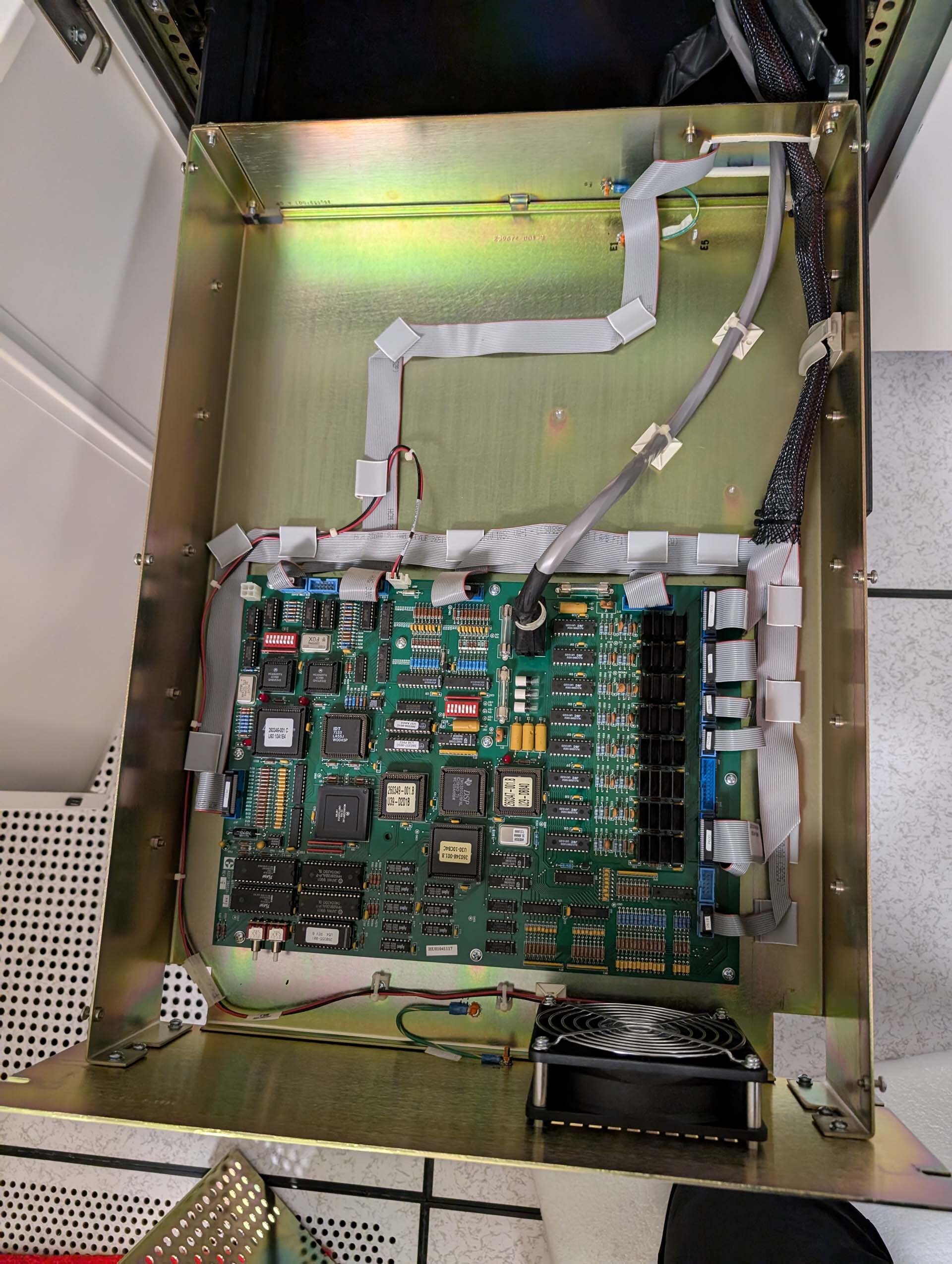 Photo Used ELECTROGLAS / EG 4090u For Sale