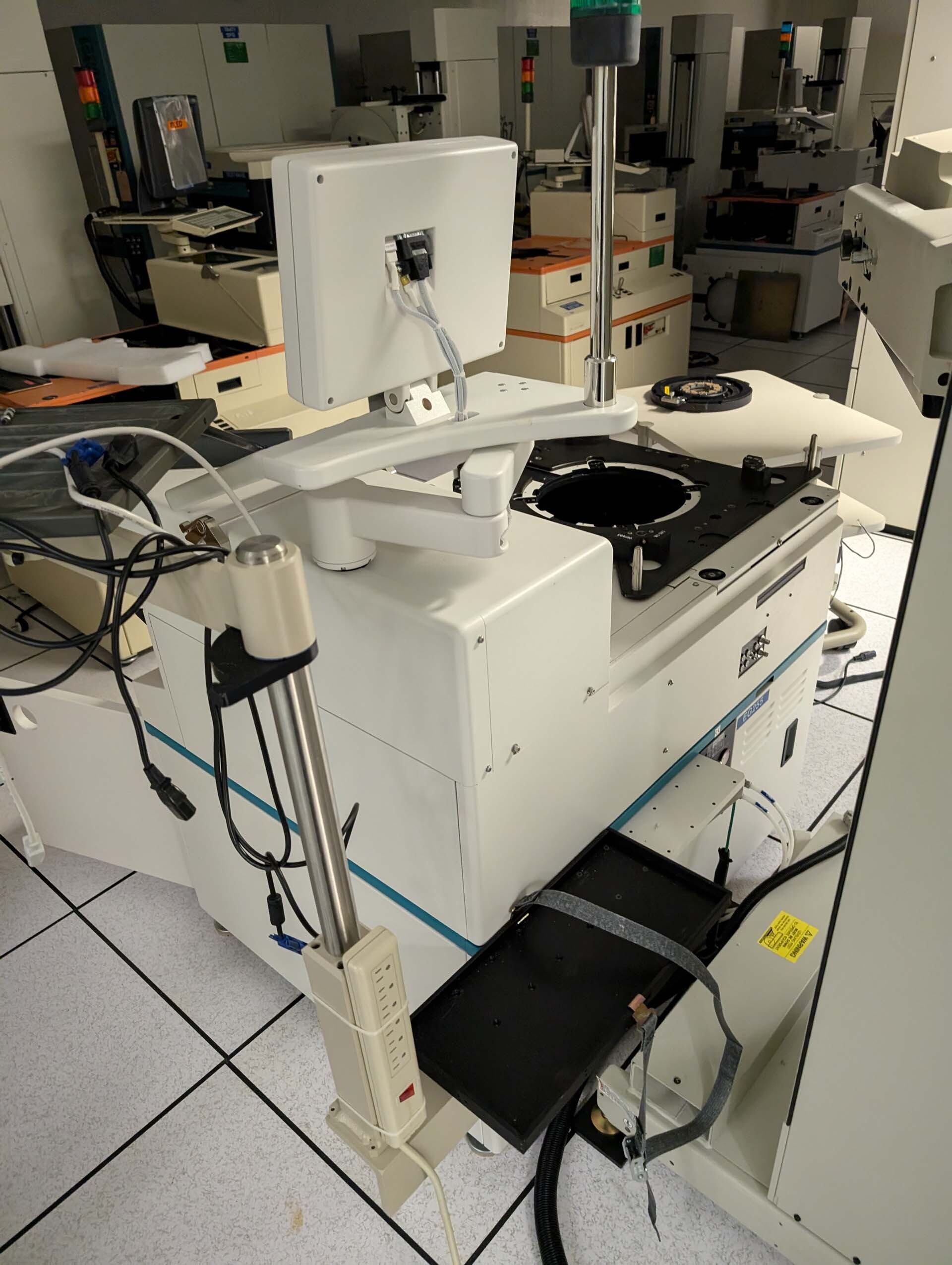 Photo Used ELECTROGLAS / EG 4090u For Sale