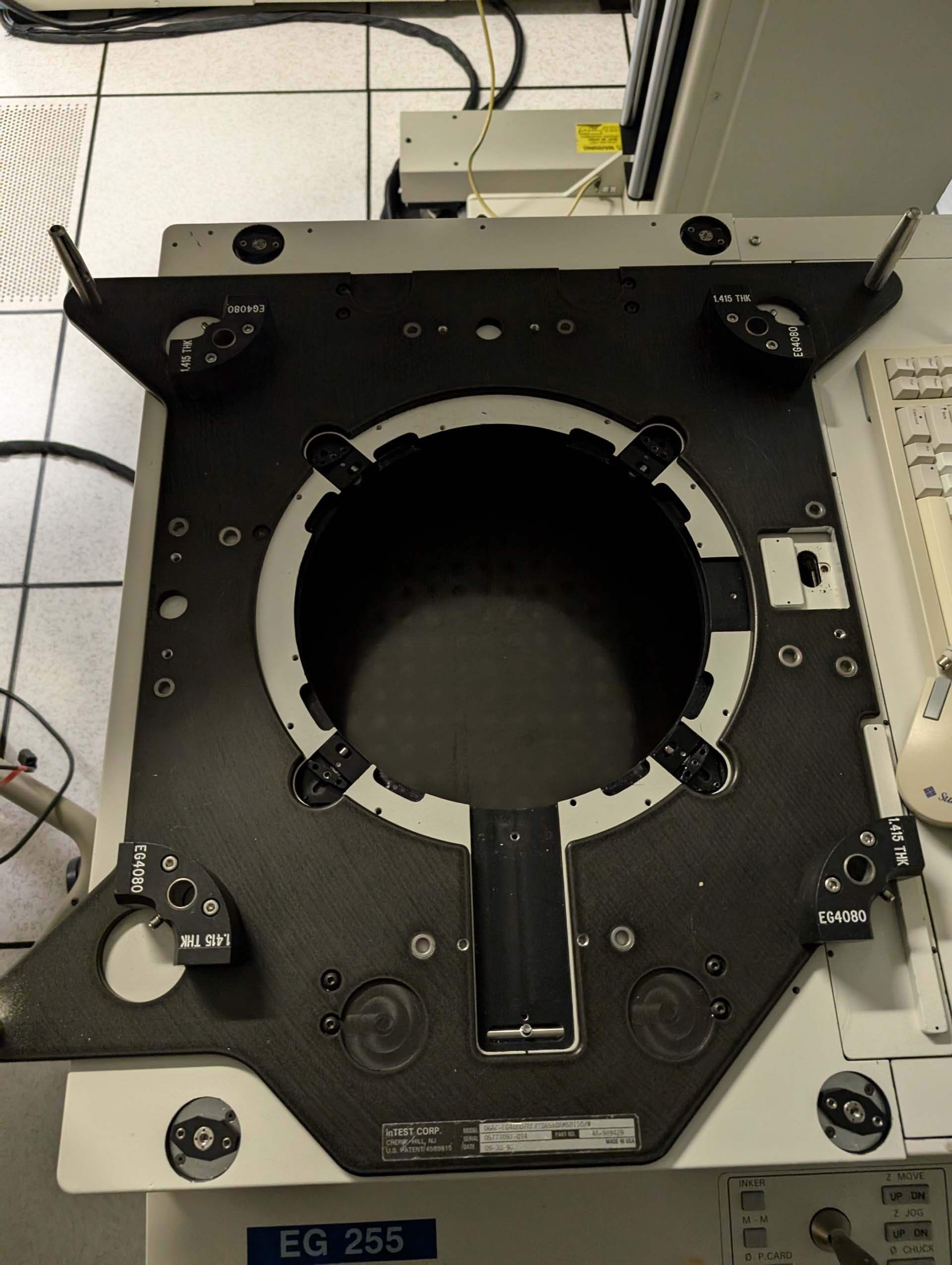 Photo Used ELECTROGLAS / EG 4090u For Sale