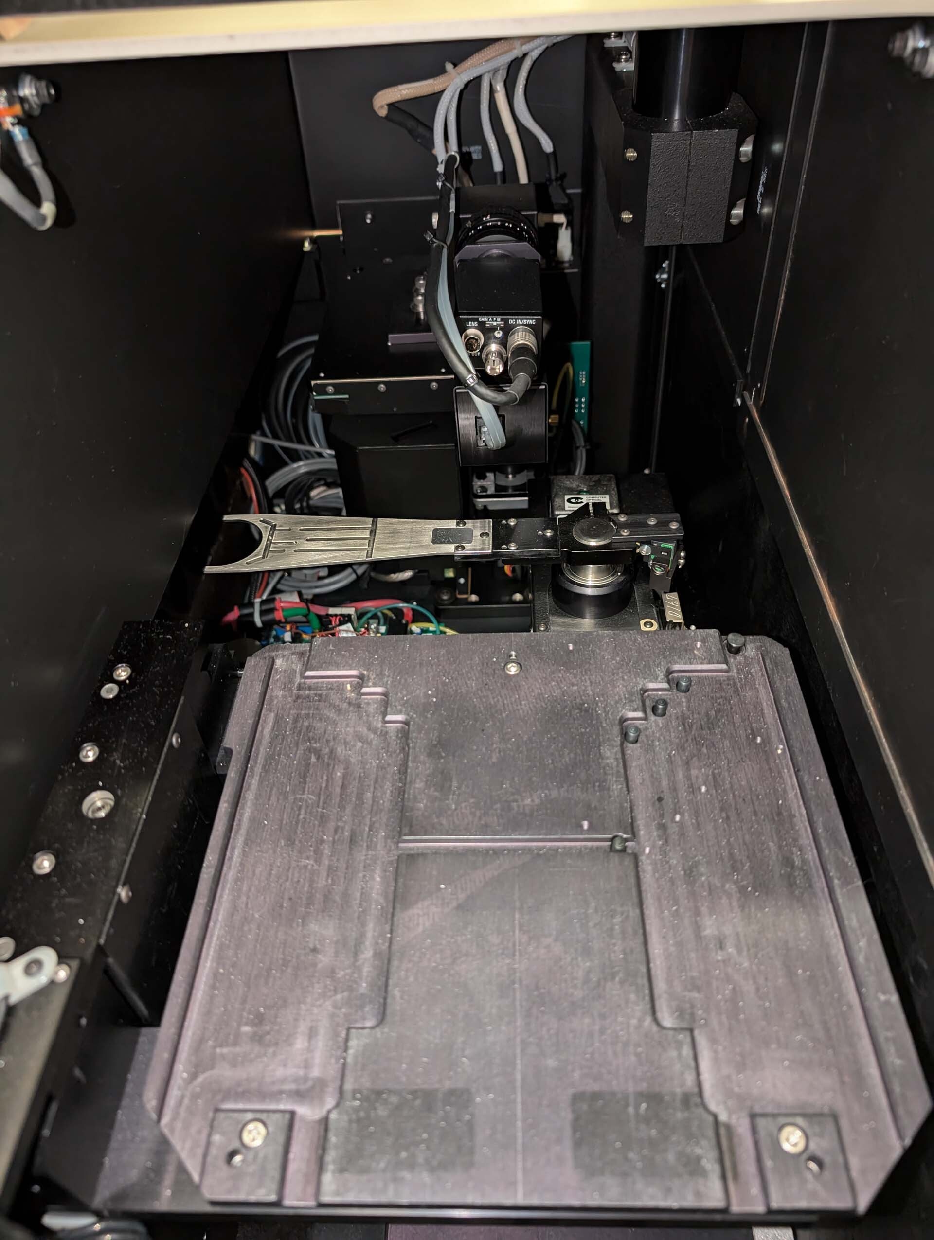 Photo Used ELECTROGLAS / EG 4090u For Sale