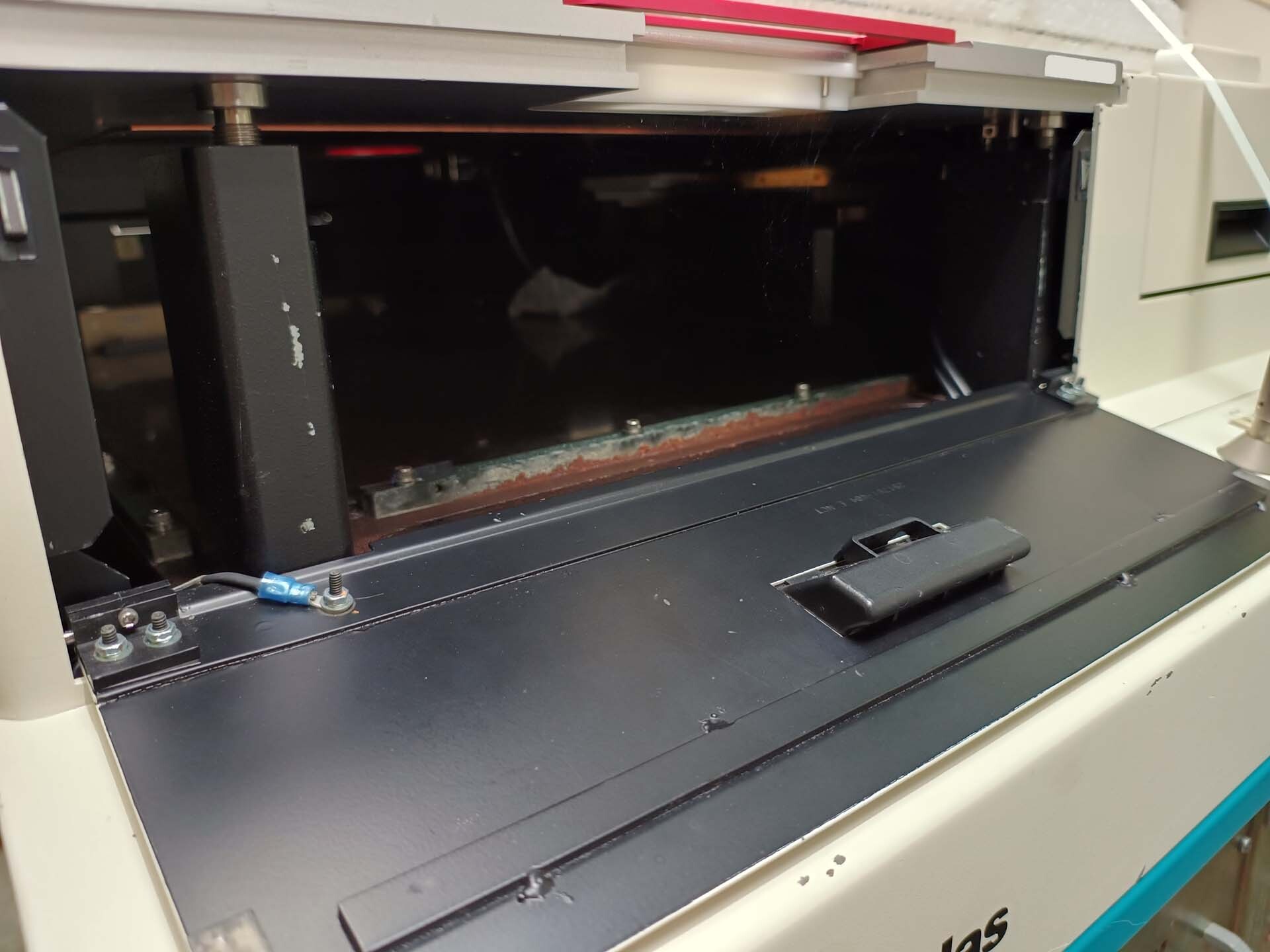 Photo Used ELECTROGLAS / EG 4090u+ For Sale