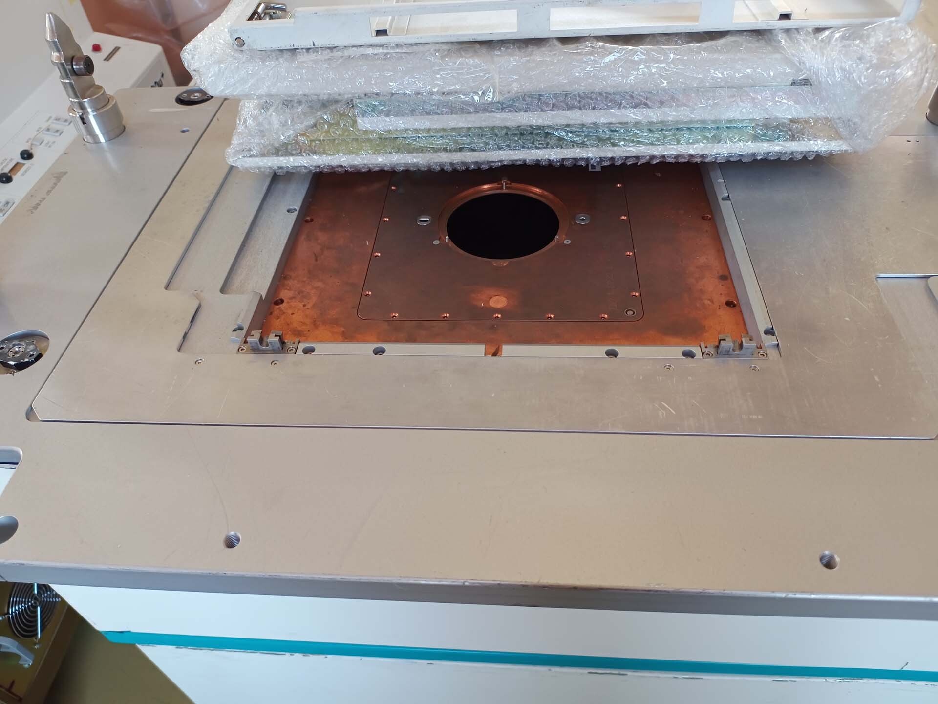Photo Used ELECTROGLAS / EG 4090u+ For Sale
