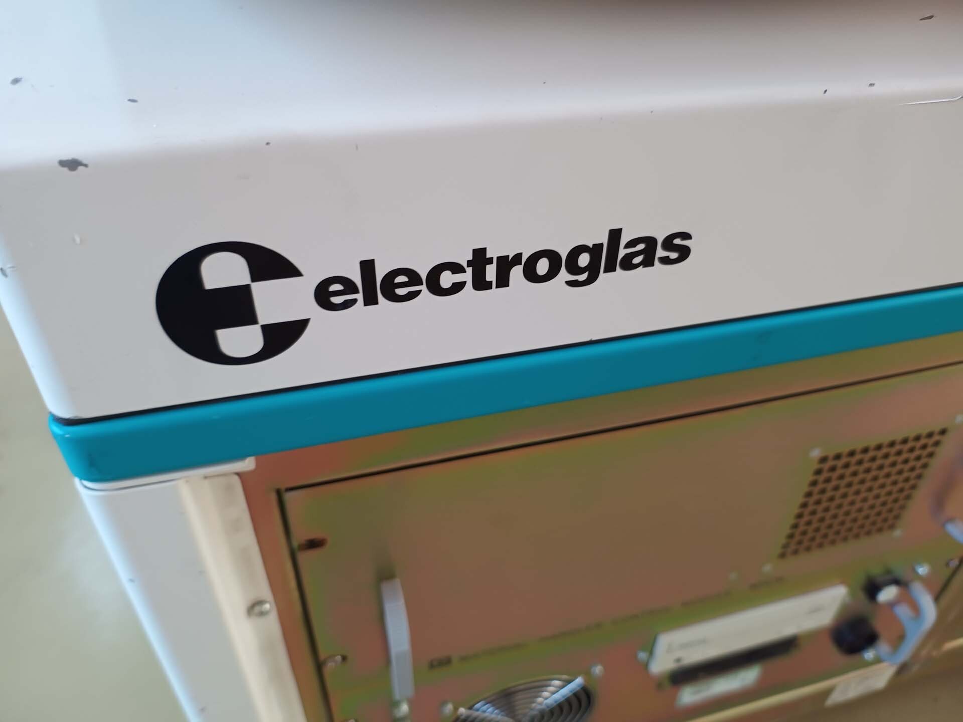 Photo Used ELECTROGLAS / EG 4090u+ For Sale