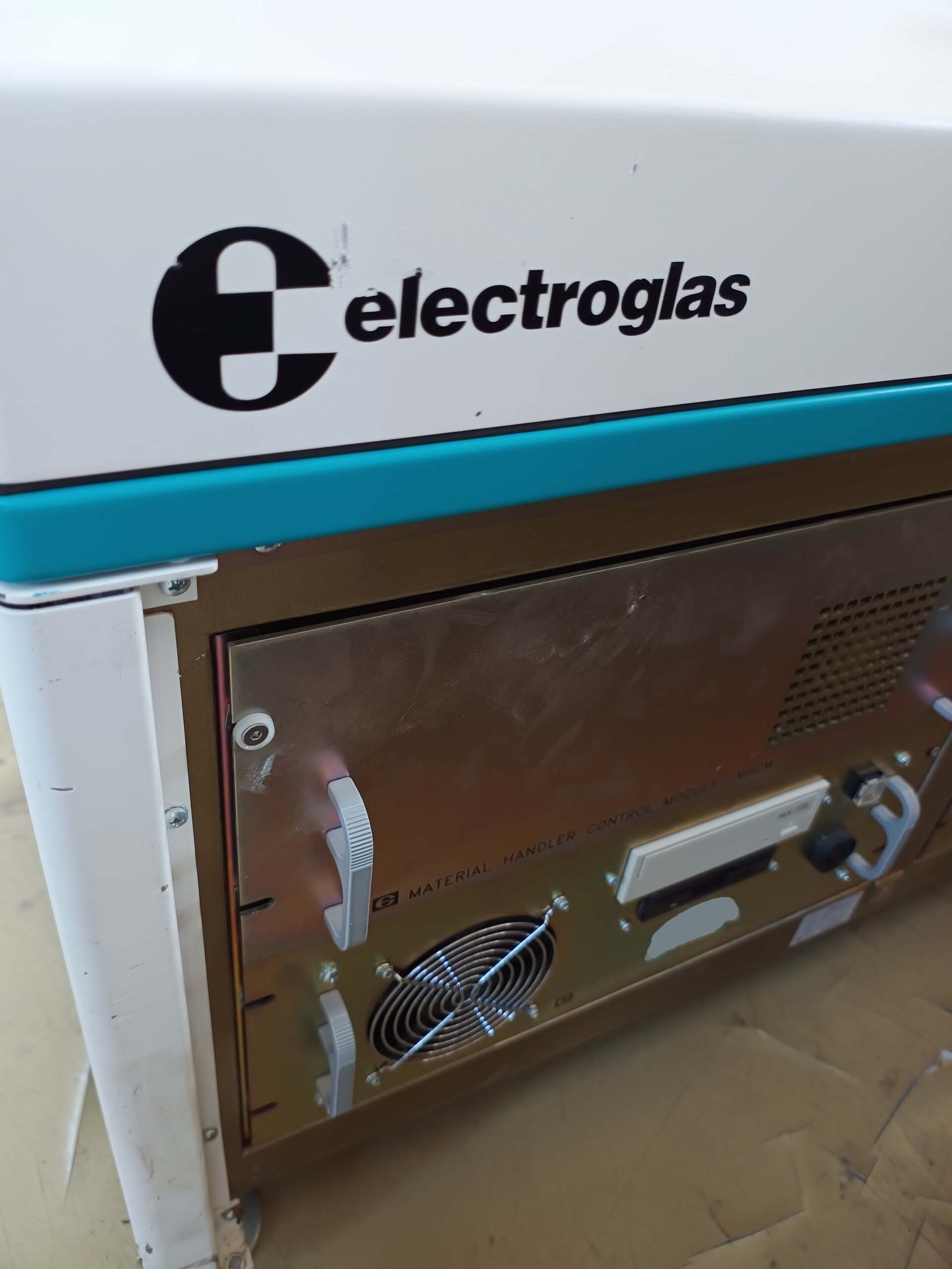Photo Used ELECTROGLAS / EG 4090u+ For Sale