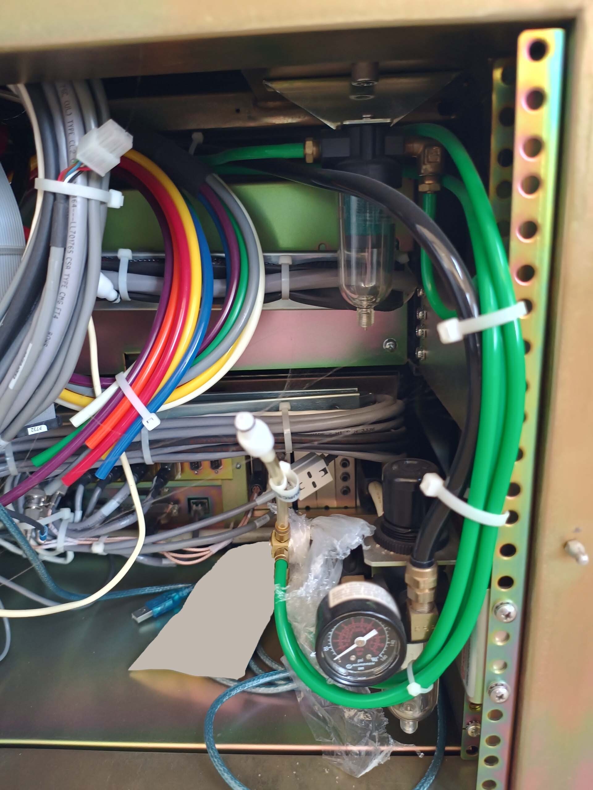 Photo Used ELECTROGLAS / EG 4090u+ For Sale
