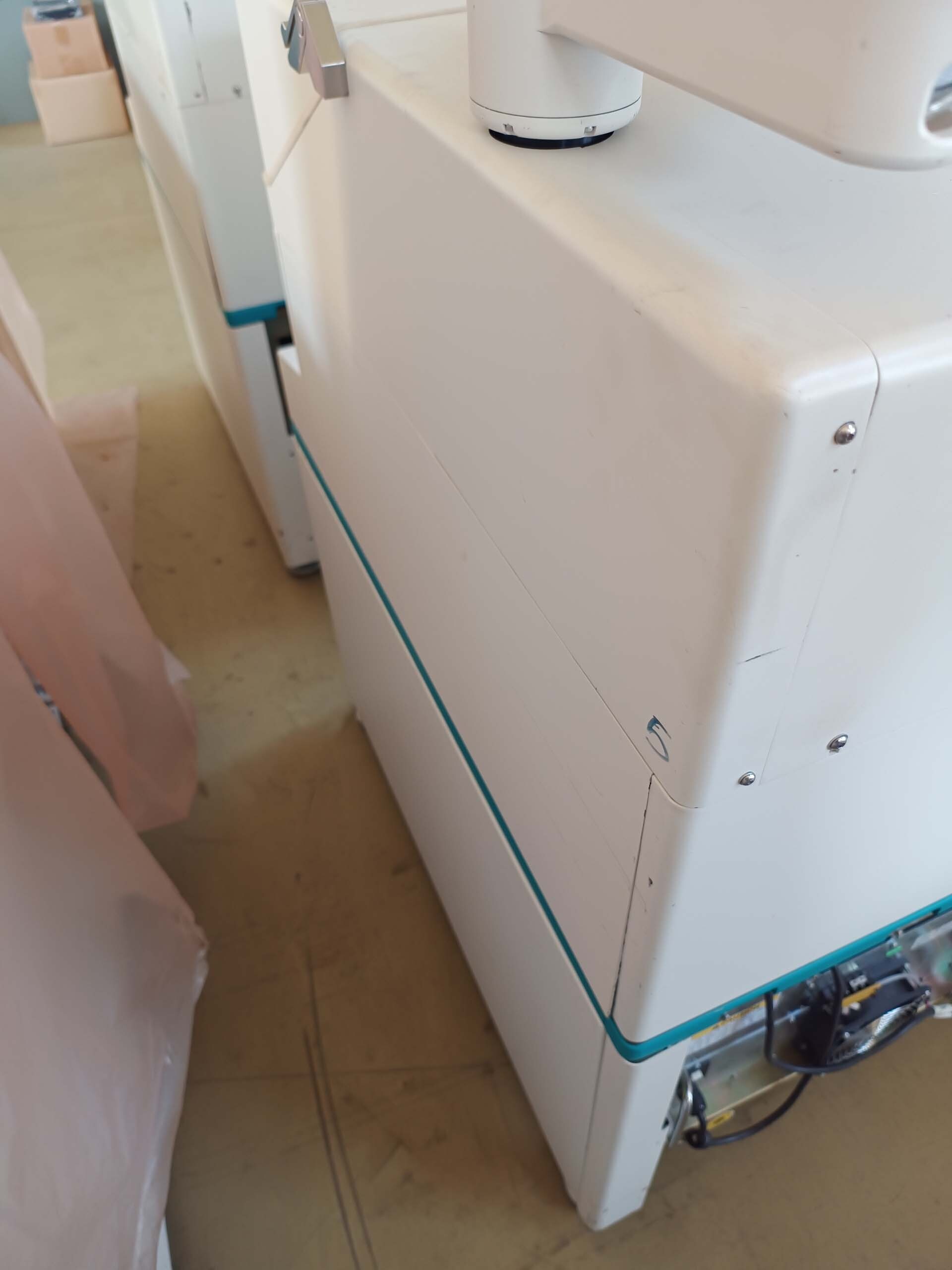 Photo Used ELECTROGLAS / EG 4090u+ For Sale