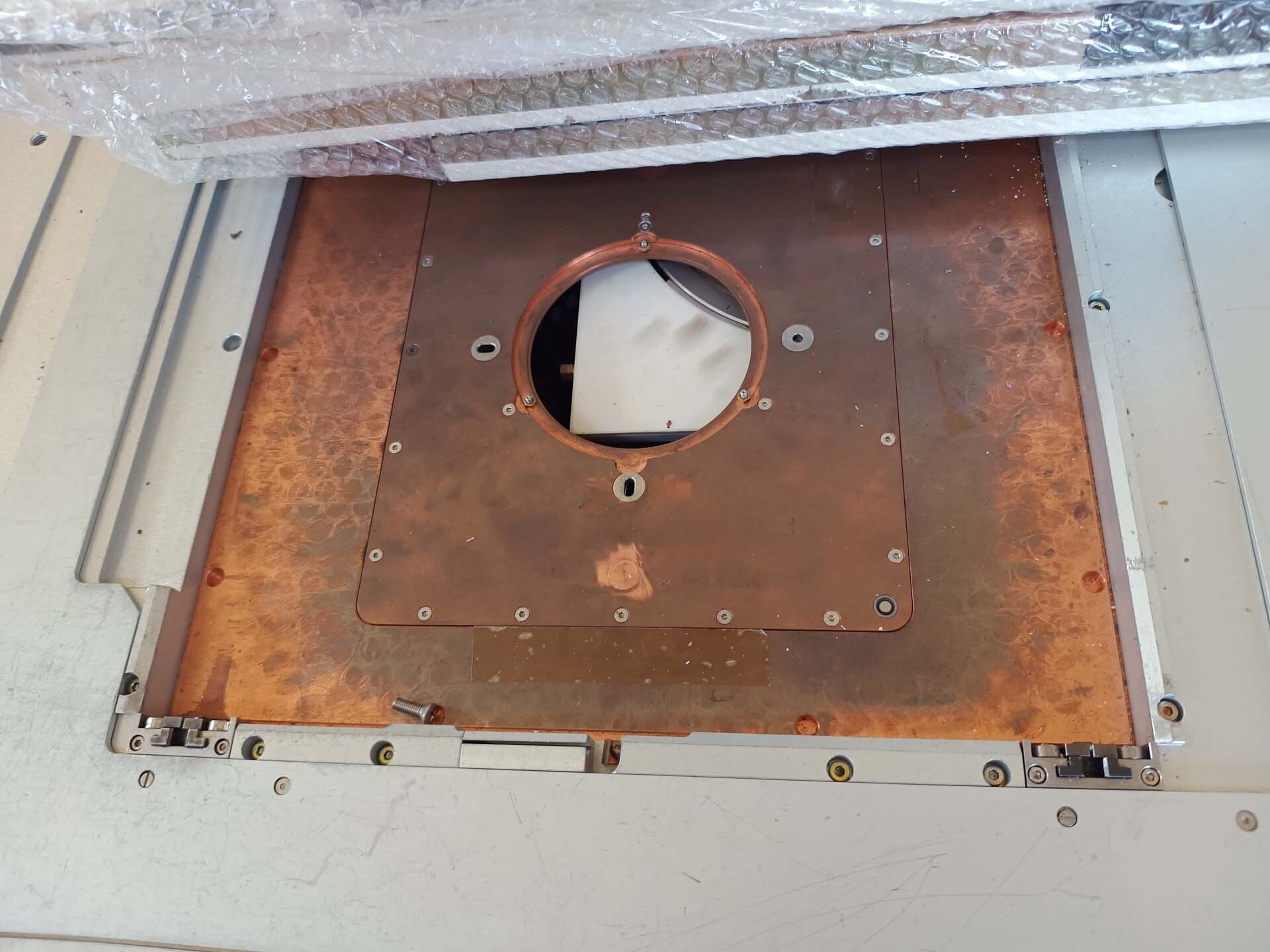 Photo Used ELECTROGLAS / EG 4090u+ For Sale