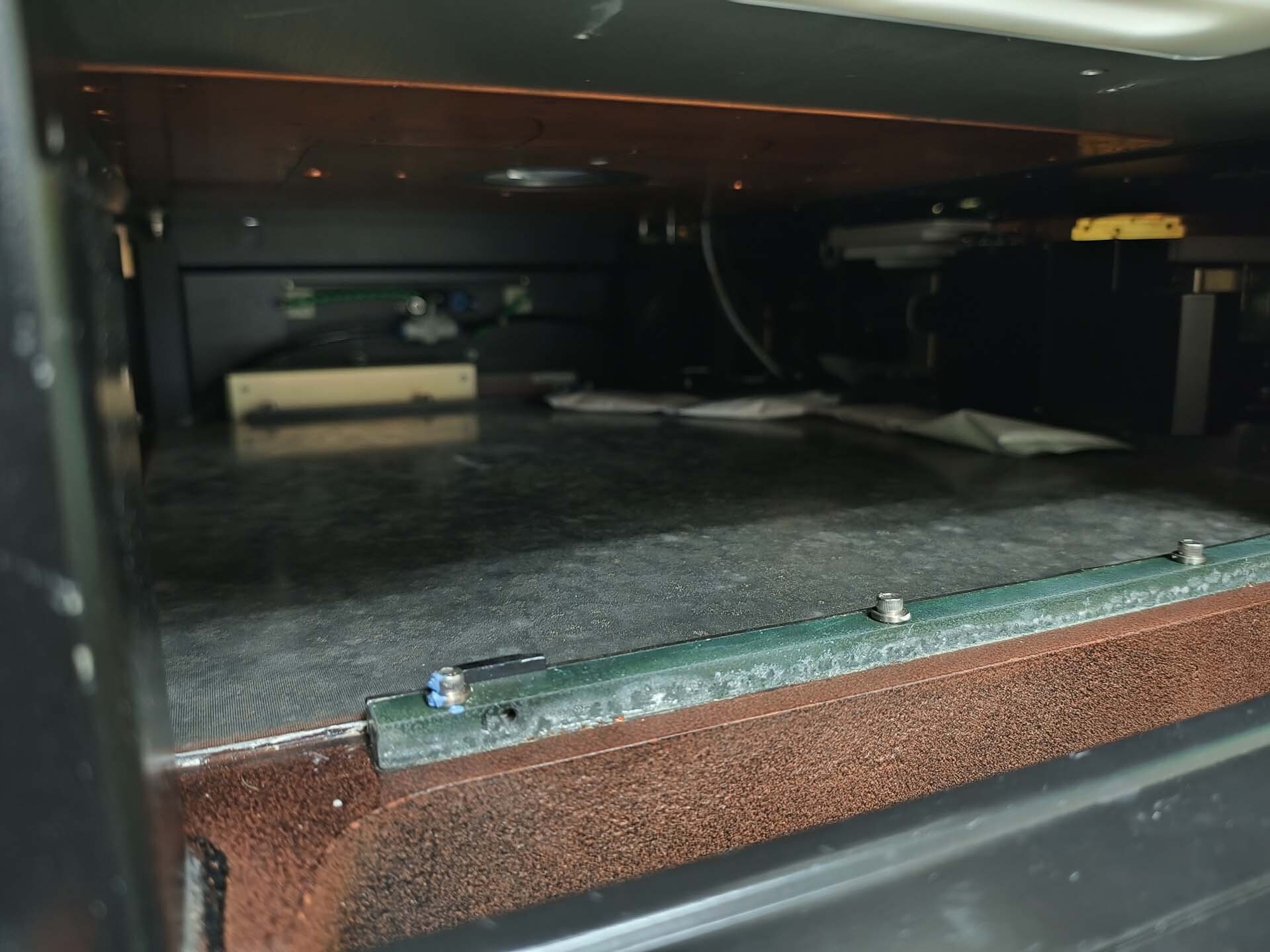 Photo Used ELECTROGLAS / EG 4090u+ For Sale