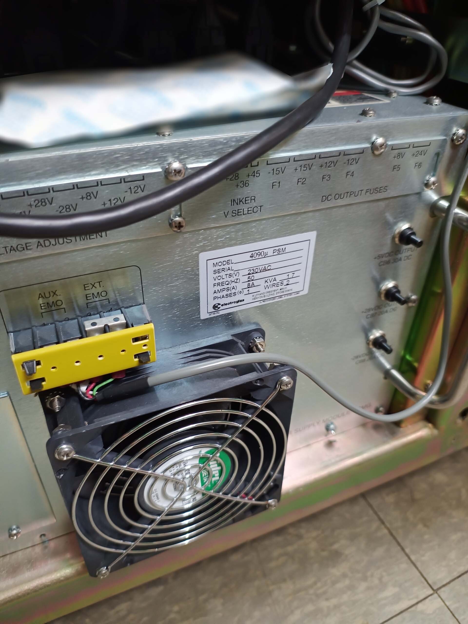 Photo Used ELECTROGLAS / EG 4090u+ For Sale