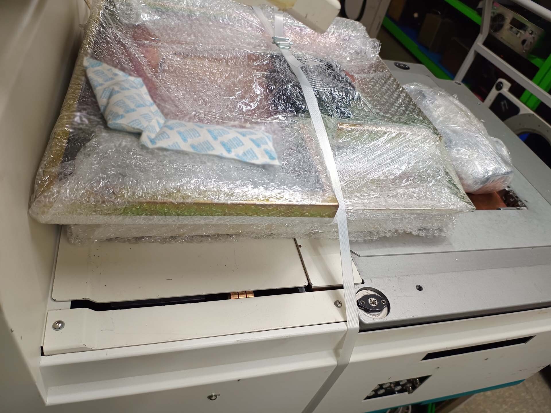 Photo Used ELECTROGLAS / EG 4090u+ For Sale