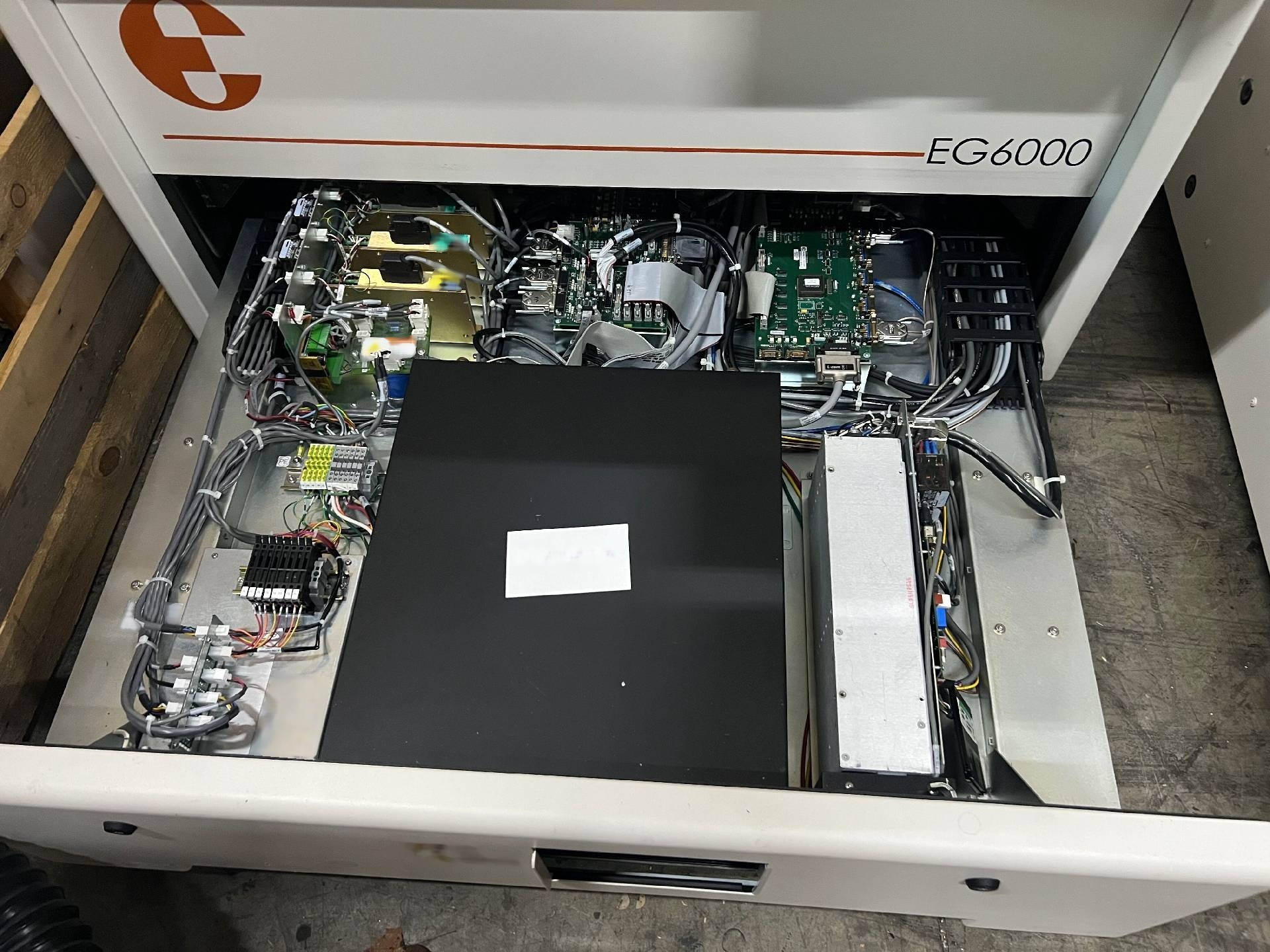 사진 사용됨 ELECTROGLAS / EG 6000 판매용