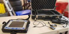 Foto Verwendet EMERSON CSI 2130 Zum Verkauf