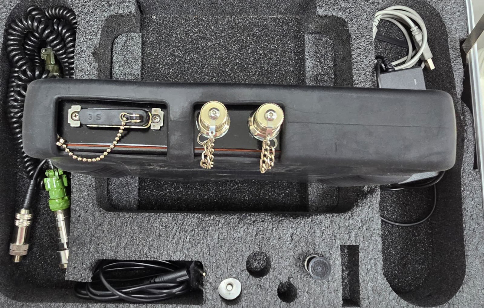 Foto Verwendet EMERSON CSI 2130 Zum Verkauf