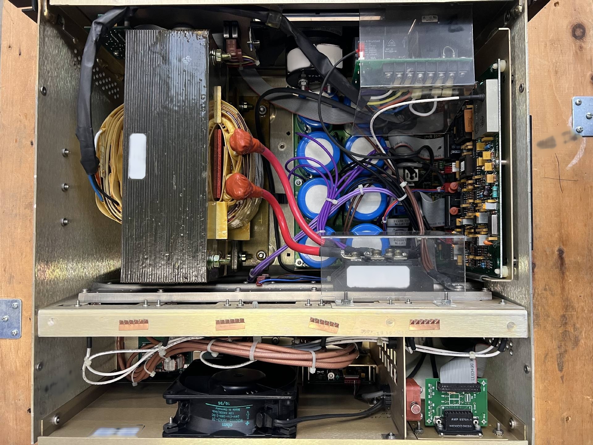 Foto Verwendet ENI OEM-12B-07 Zum Verkauf