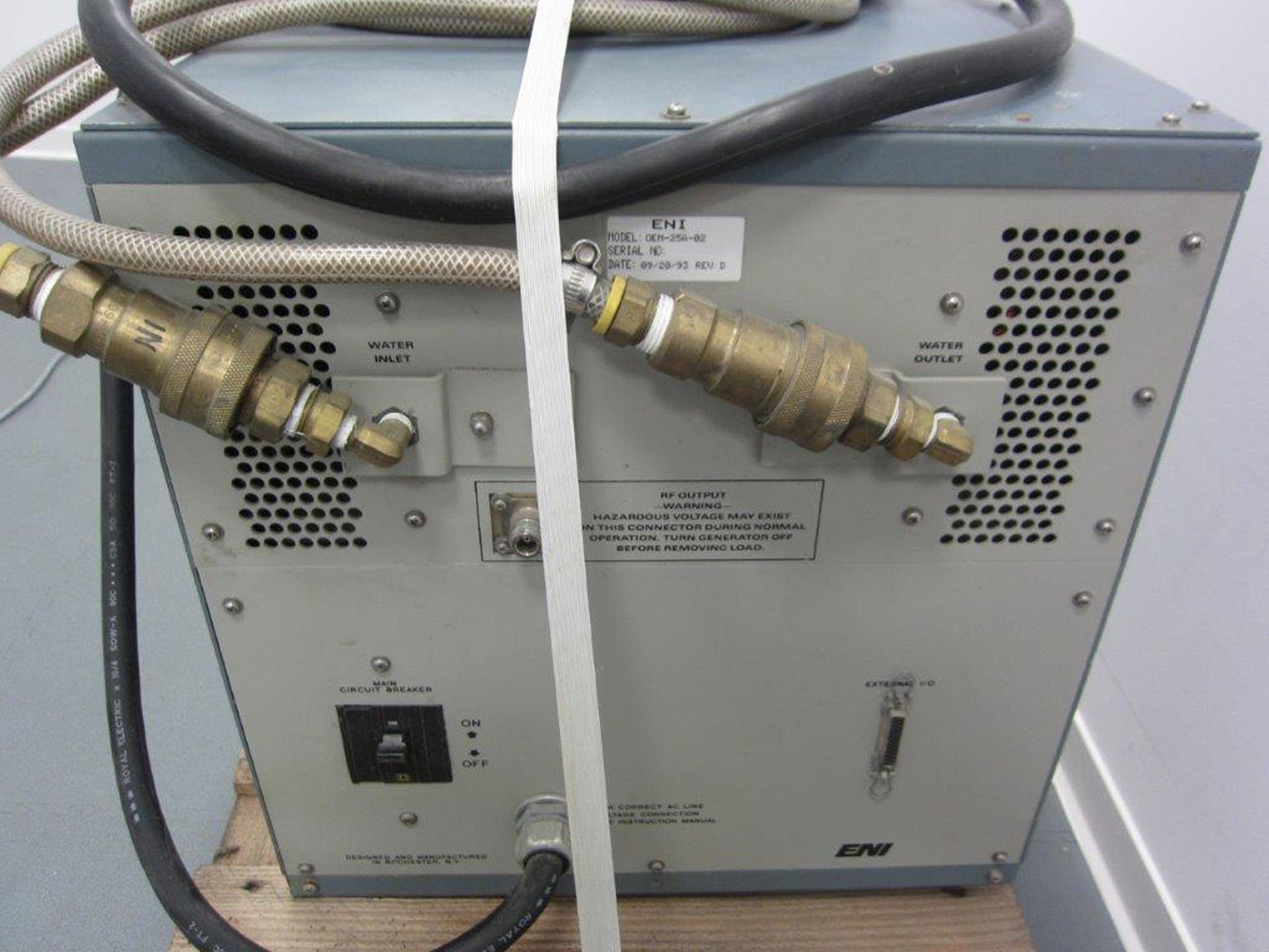 圖為 已使用的 ENI OEM-25A XL 待售