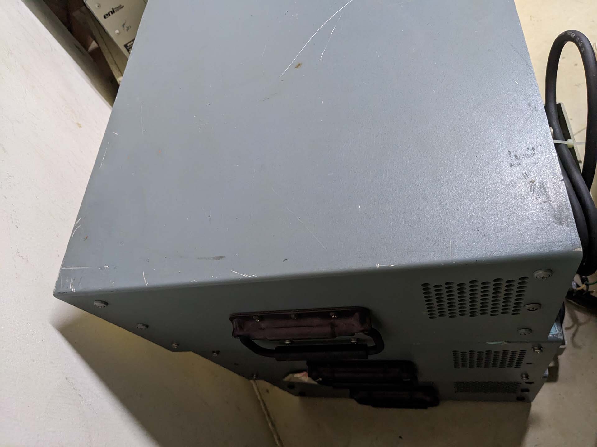사진 사용됨 ENI OEM 6 판매용