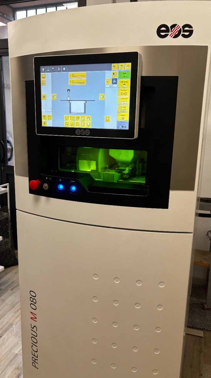 图为 已使用的 EOS Precious M080 待售