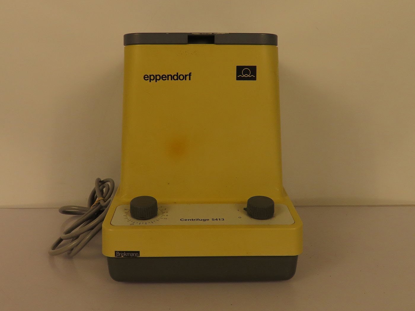 Photo Used EPPENDORF 5413 For Sale
