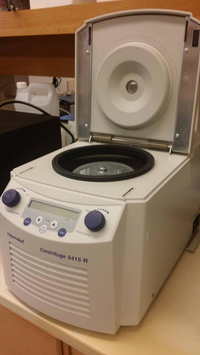 Photo Used EPPENDORF 5415R For Sale