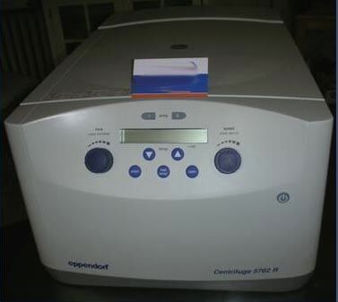 Photo Used EPPENDORF 5702R For Sale