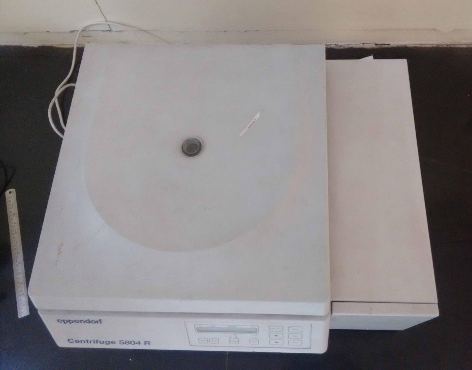 Photo Utilisé EPPENDORF 5804R À vendre