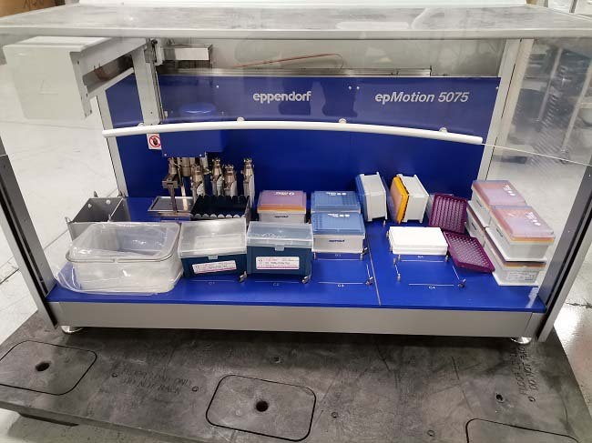 Photo Used EPPENDORF EpMotion 5075 For Sale