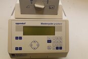 Foto Verwendet EPPENDORF Mastercycler Gradient Zum Verkauf