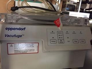 Foto Verwendet EPPENDORF VacuFuge Zum Verkauf