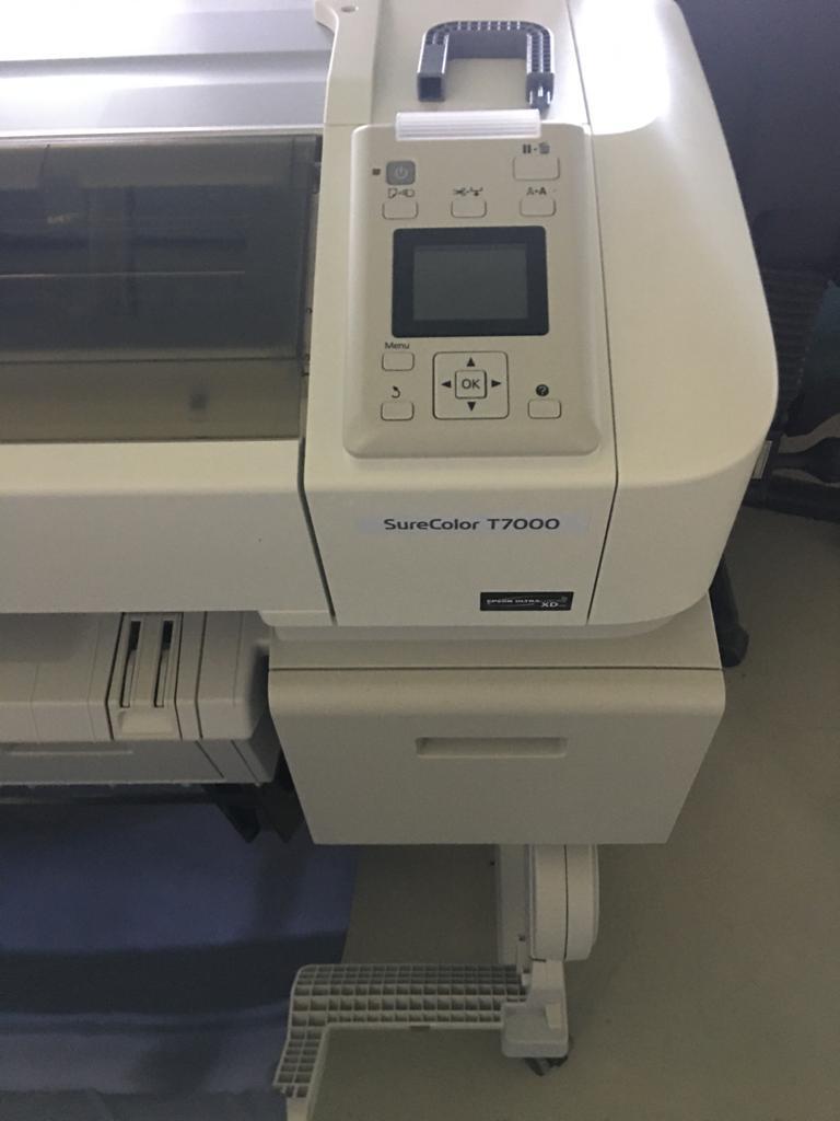 Photo Used EPSON SC T7000 For Sale