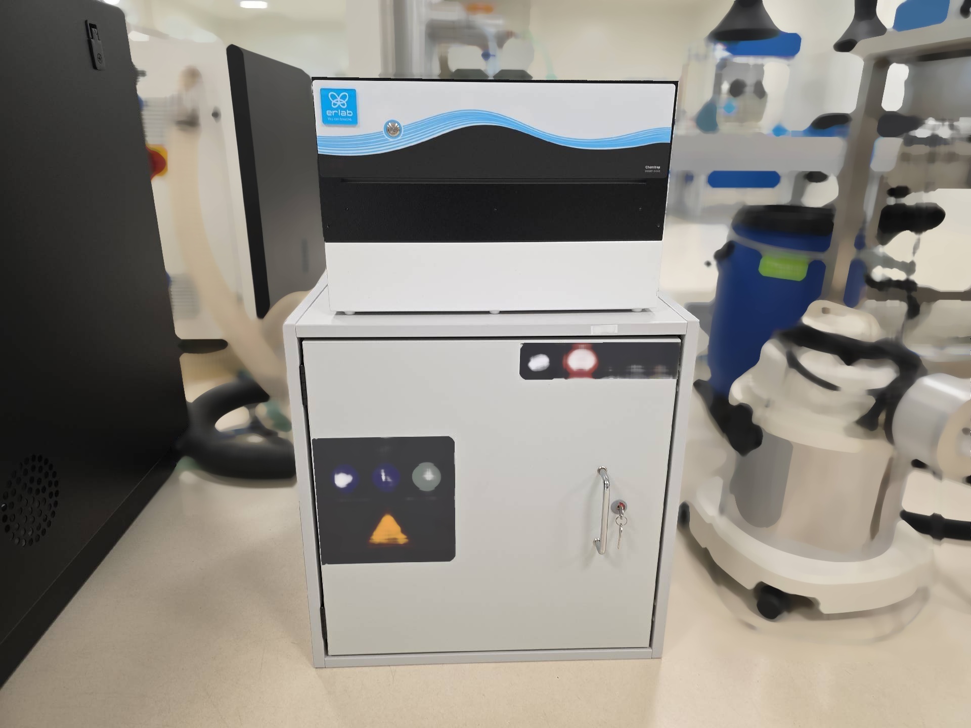 Foto Verwendet ERLAB Chemtrap Zum Verkauf