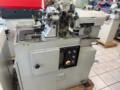 Photo Used ESCO D 2 For Sale